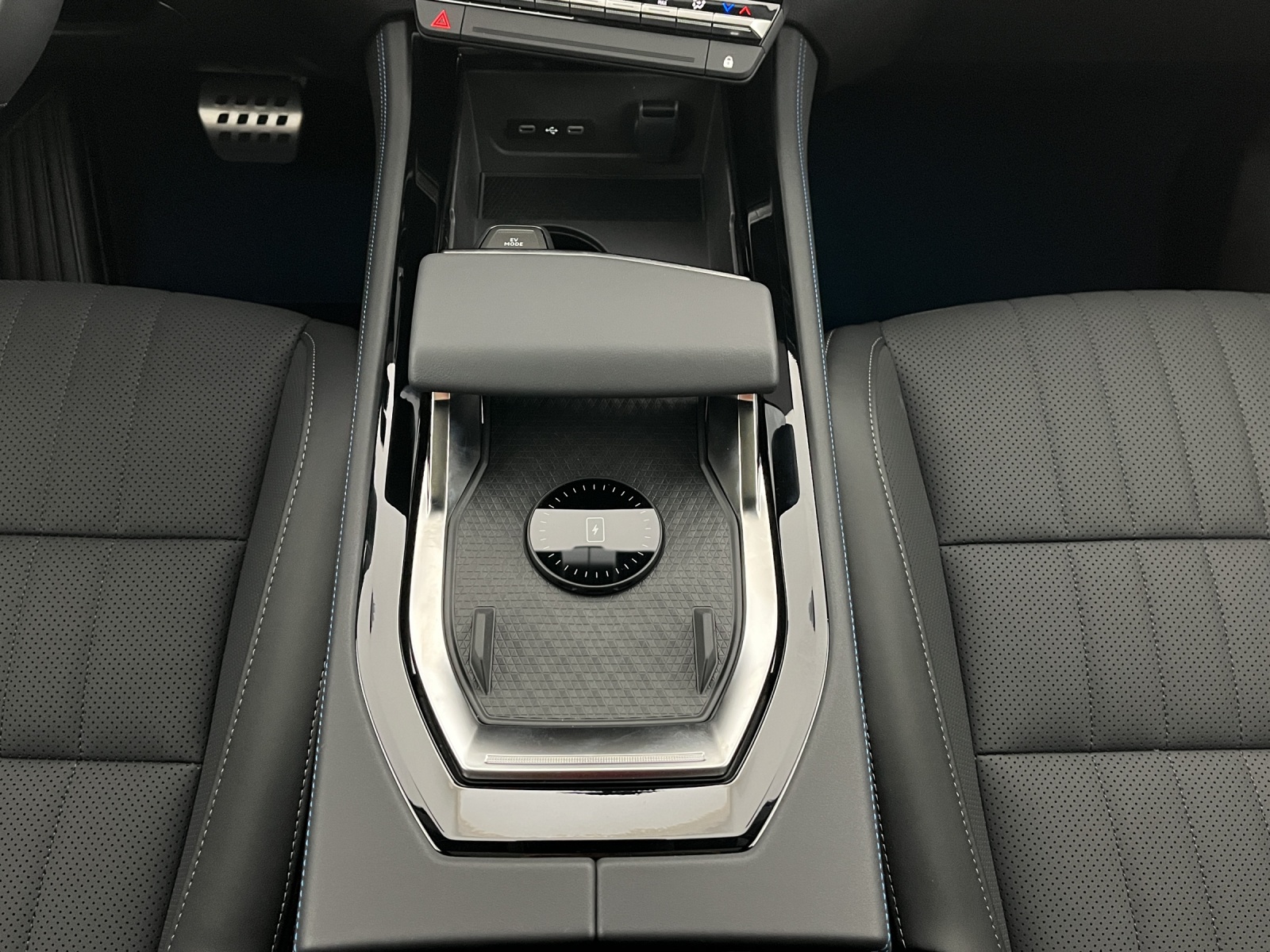 RENAULT Rafale 1.2 E-Tech Plug-in Atelier Alpine-image-13