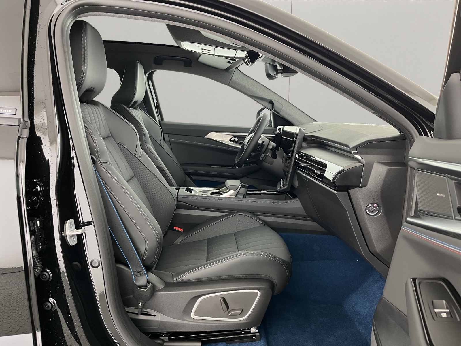 RENAULT Rafale 1.2 E-Tech Plug-in Atelier Alpine-image-15
