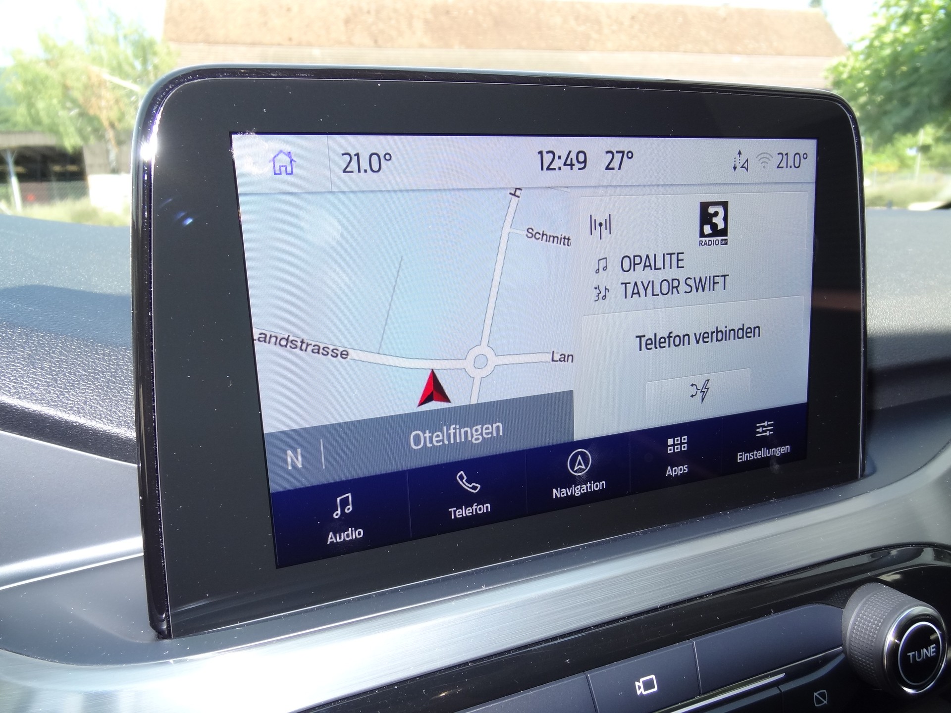 FORD Kuga 2.5 FHEV Titanium 4WD-image-8