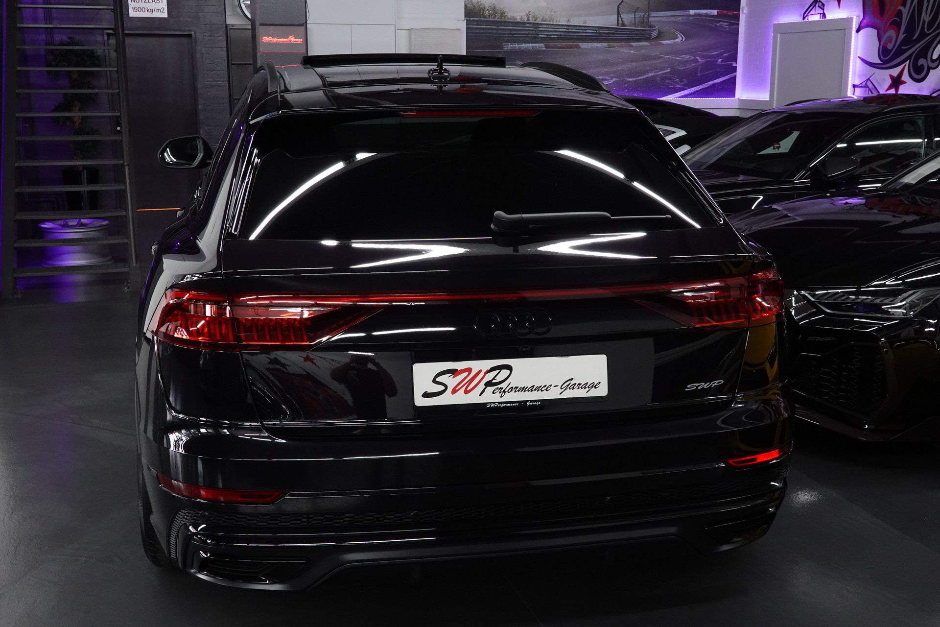 AUDI Q8 50 TDI QUATTRO TIPTRONIC FULL CH-FZ BLACK 23"SANSAR-image-13
