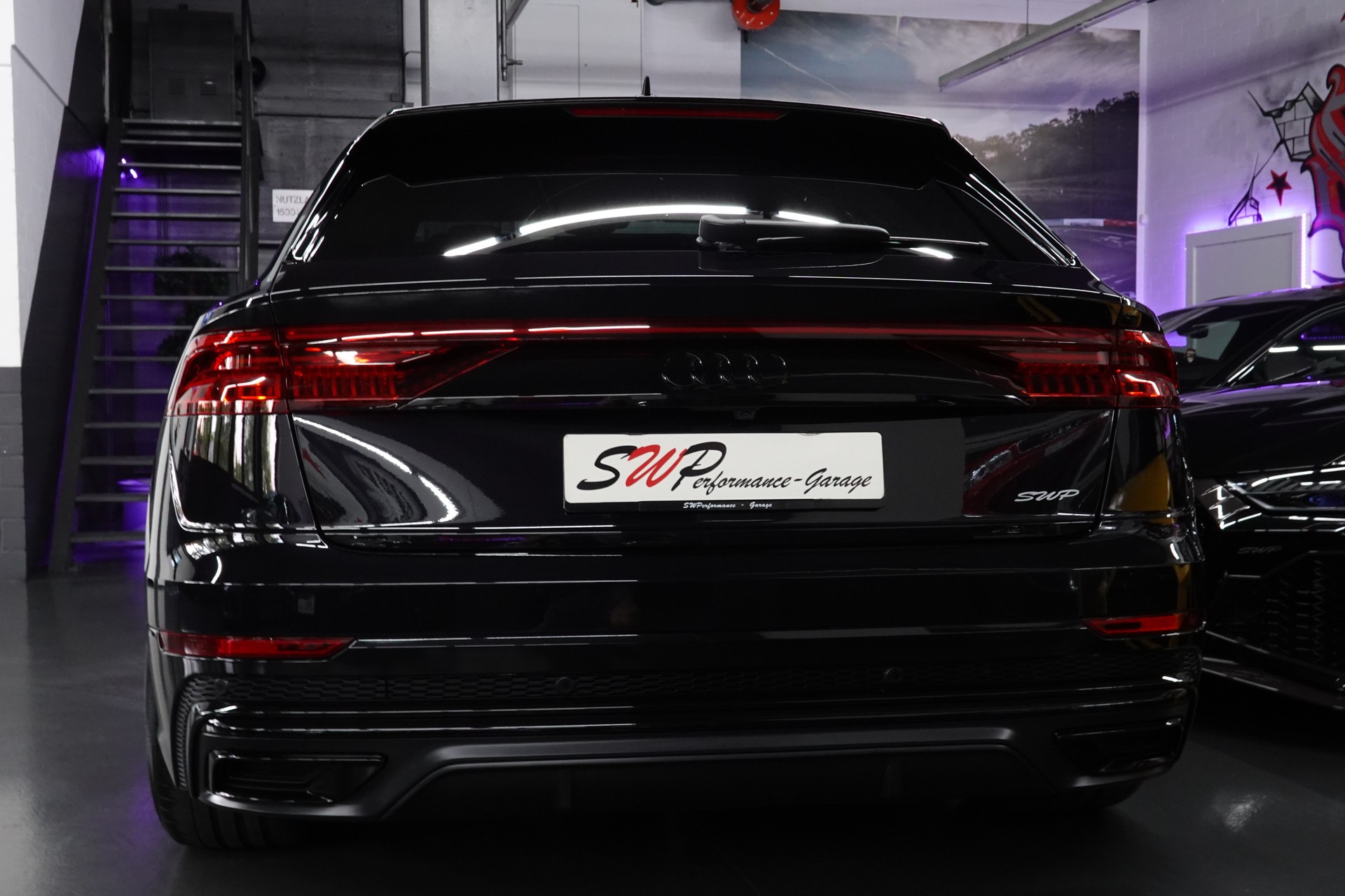 AUDI Q8 50 TDI QUATTRO TIPTRONIC FULL CH-FZ BLACK 23"SANSAR-image-14
