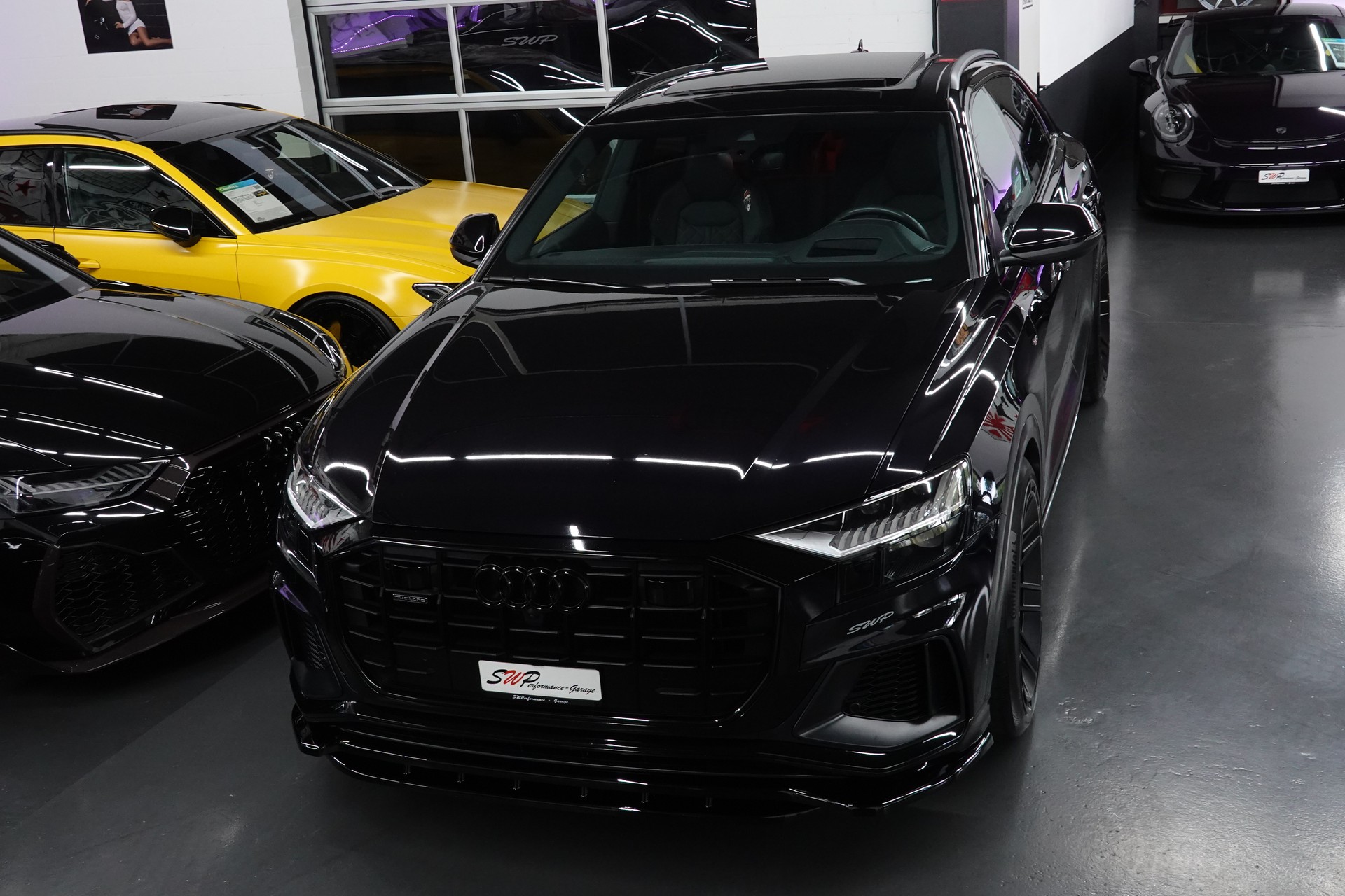 AUDI Q8 50 TDI QUATTRO TIPTRONIC FULL CH-FZ BLACK 23"SANSAR-image-3