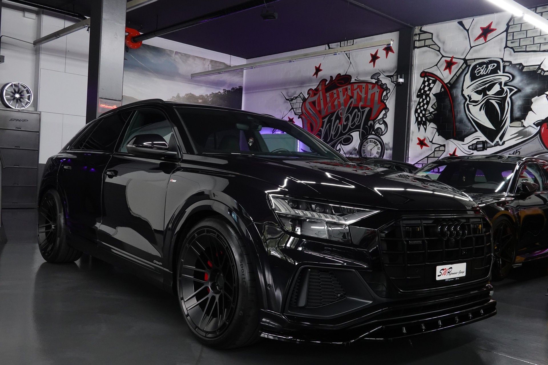 AUDI Q8 50 TDI QUATTRO TIPTRONIC FULL CH-FZ BLACK 23"SANSAR-image-20
