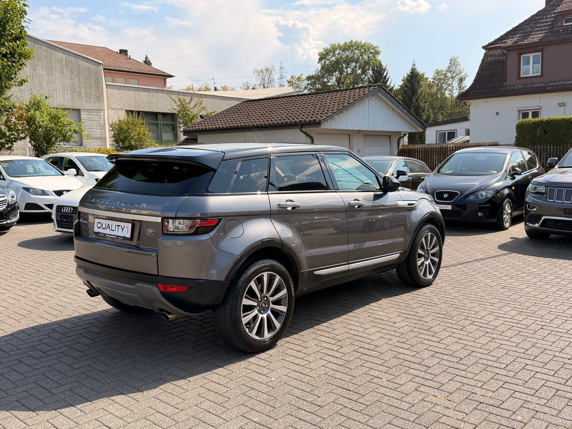 LAND ROVER Range Rover Evoque 2.0 TD4 HSE AT9-image-5