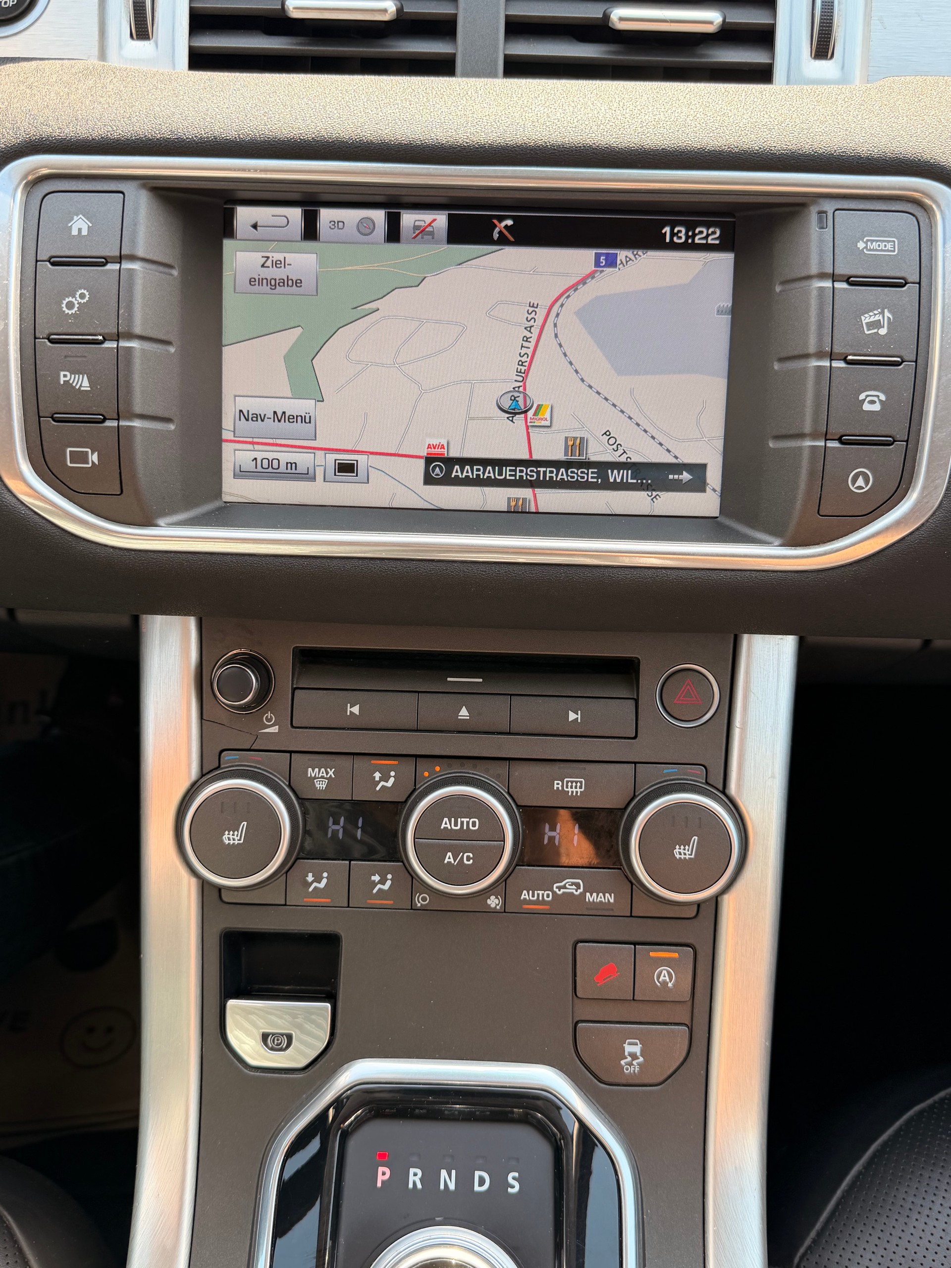 LAND ROVER Range Rover Evoque 2.0 TD4 HSE AT9-image-17