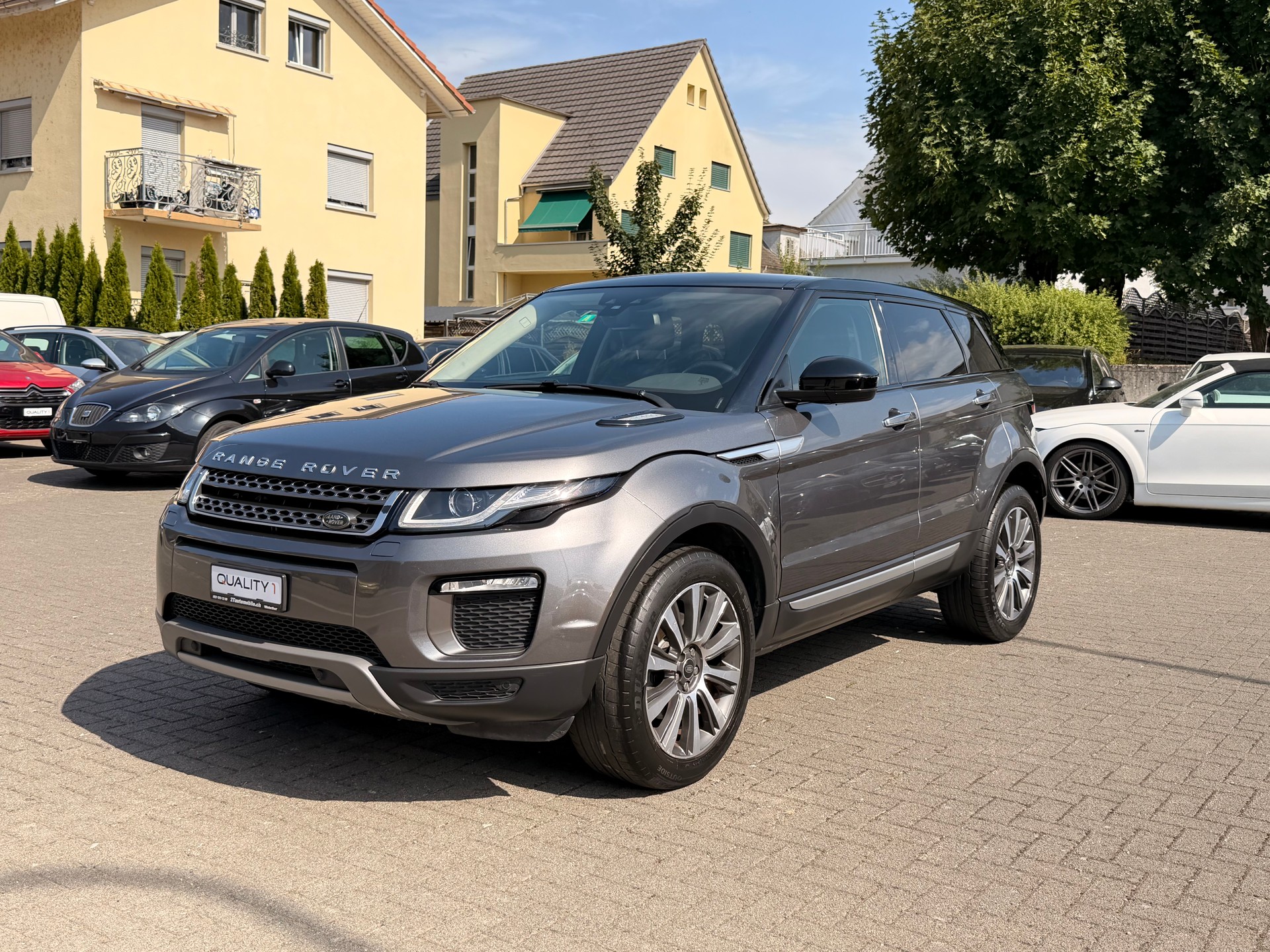 LAND ROVER Range Rover Evoque 2.0 TD4 HSE AT9-image-2