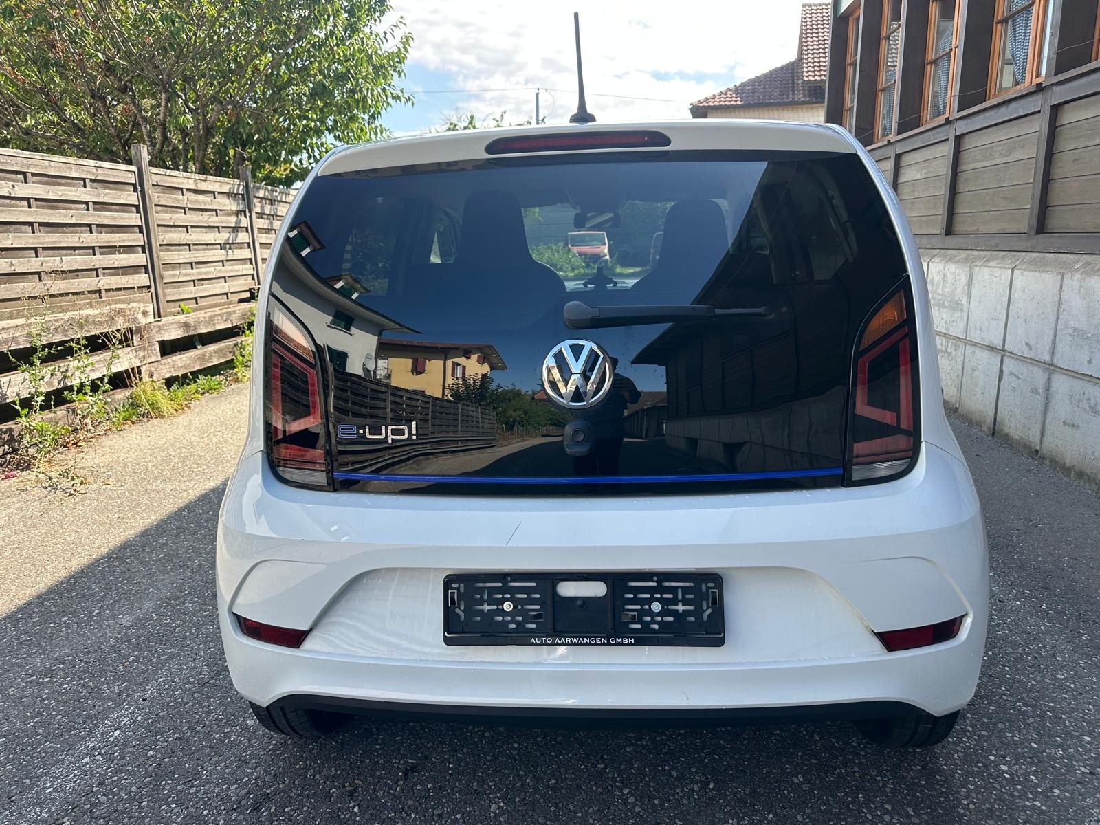 VW e-Up-image-4