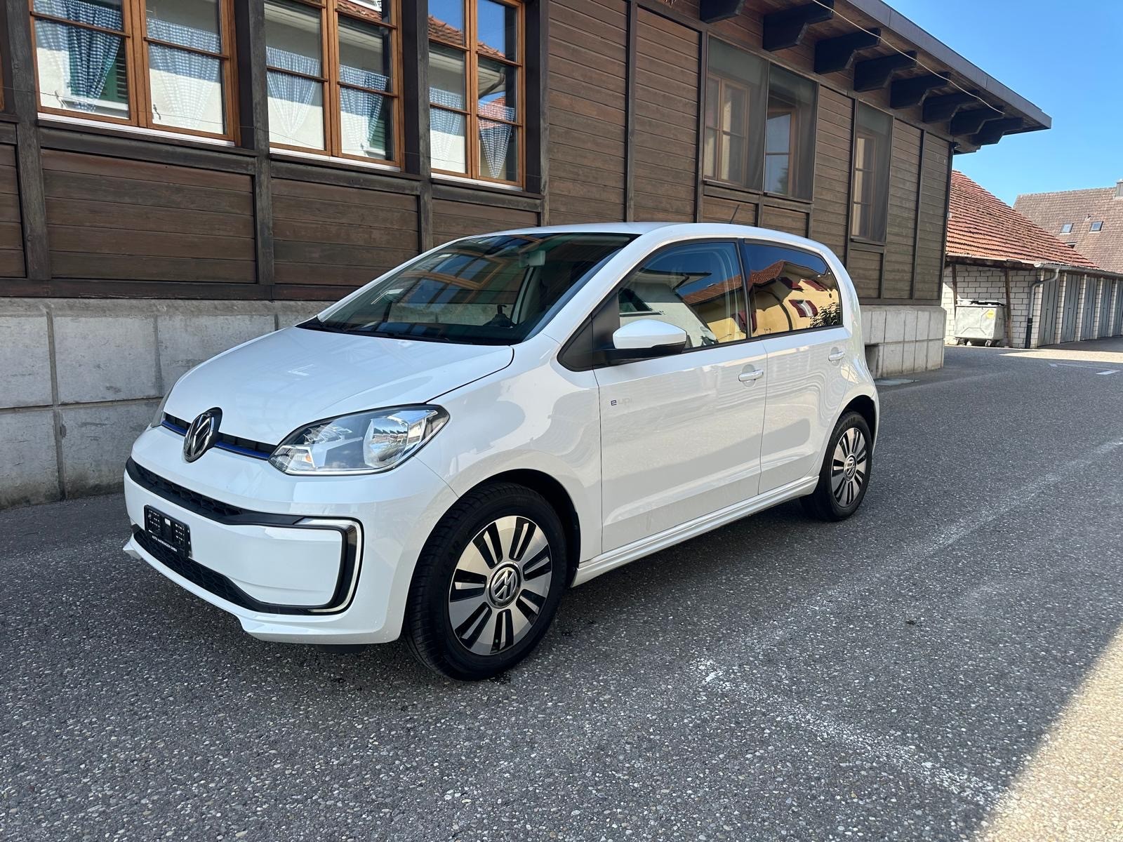 VW e-Up-image-1