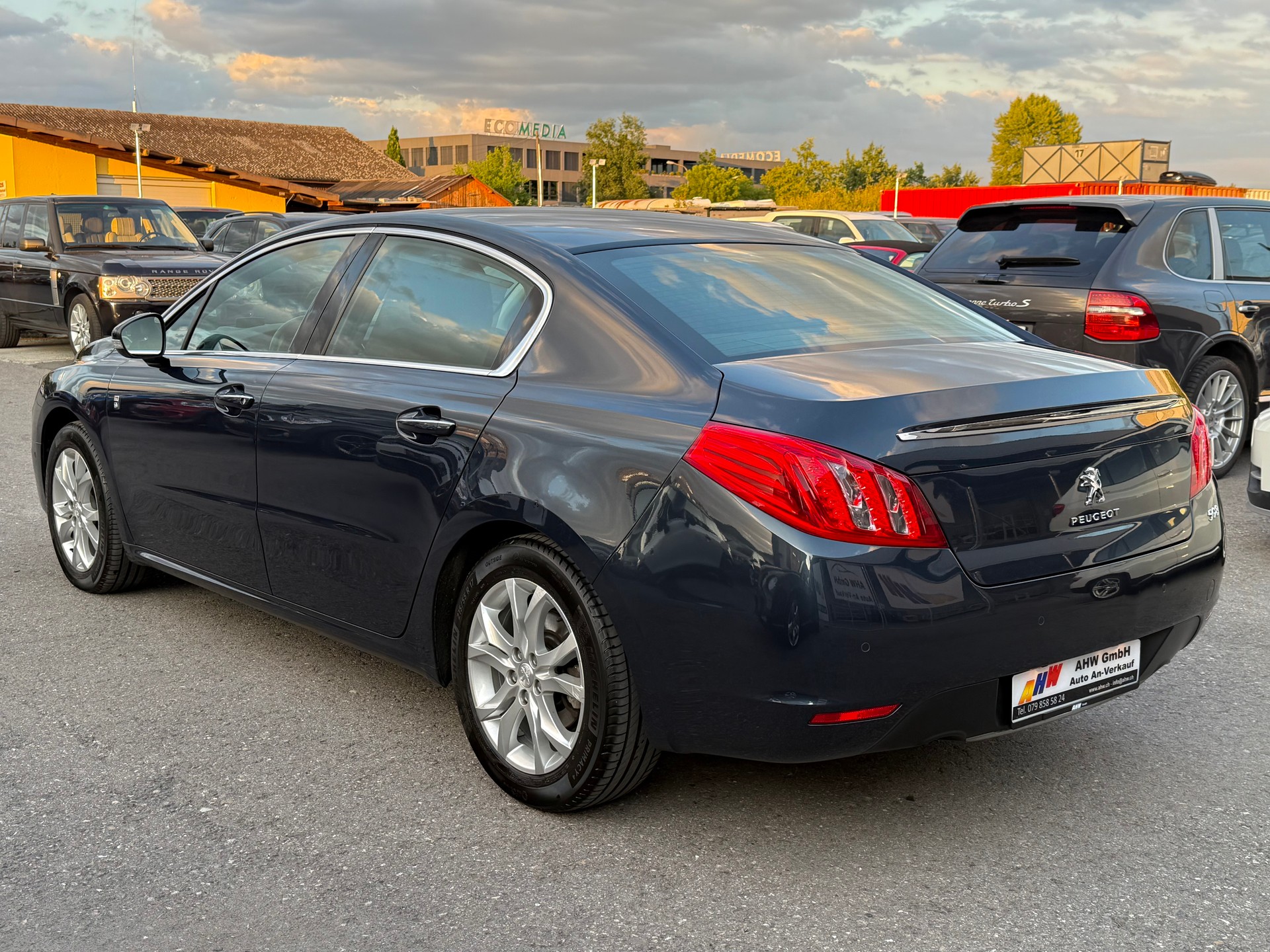 PEUGEOT 508 2.0 HDI Hybrid4 Allure EGS6 / Frisch ab MFK / JBL HiFi / Head up Display / Navi / 1 Jahr Garantie **TOP ZUSTAND**-image-5
