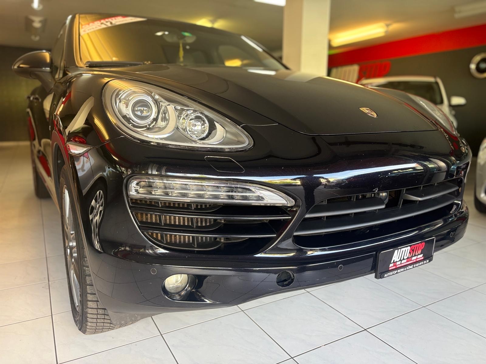 PORSCHE Cayenne Diesel-image-2