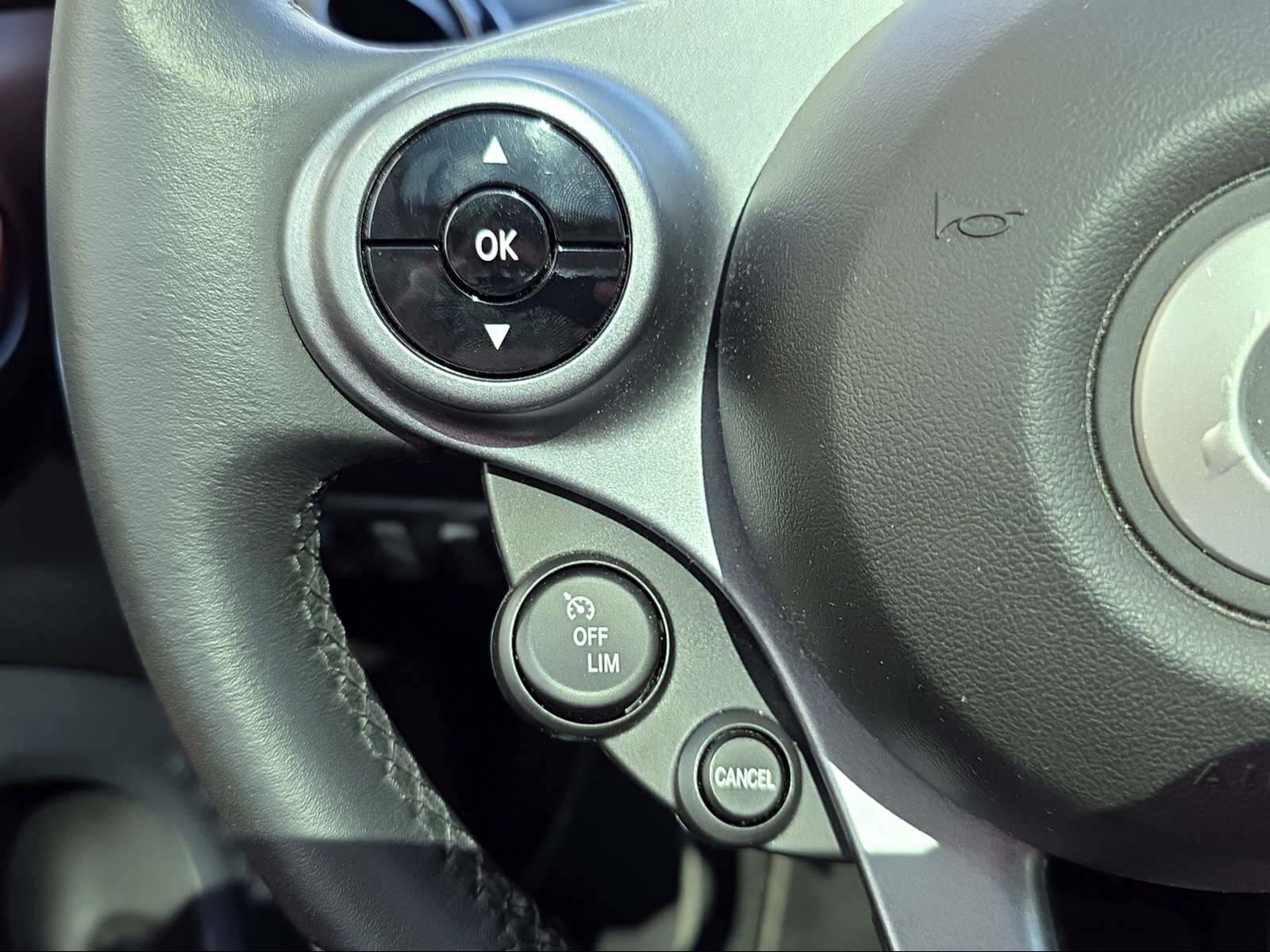 SMART Forfour 0.9 Passion twinamic-image-13