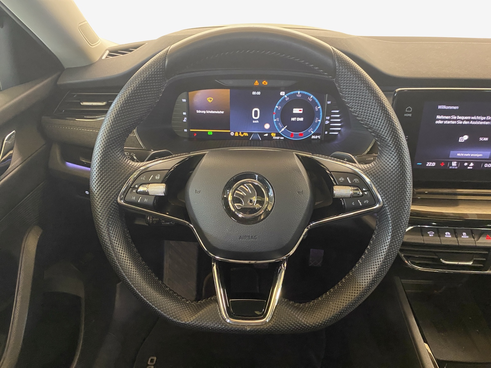 SKODA Octavia Combi 2.0 TDI DSG Style-image-9