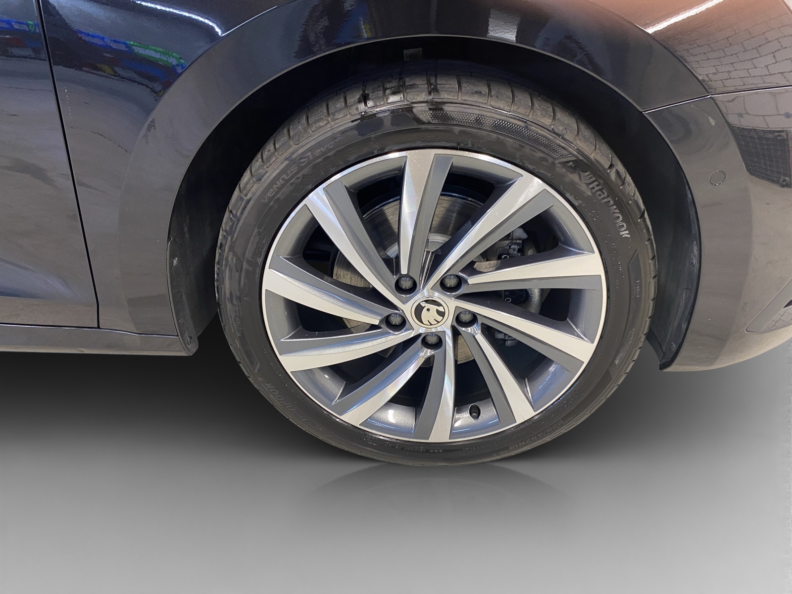 SKODA Octavia Combi 2.0 TDI DSG Style-image-15
