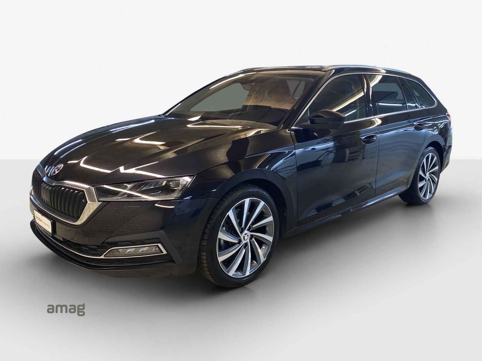 SKODA Octavia Combi 2.0 TDI DSG Style-image-0
