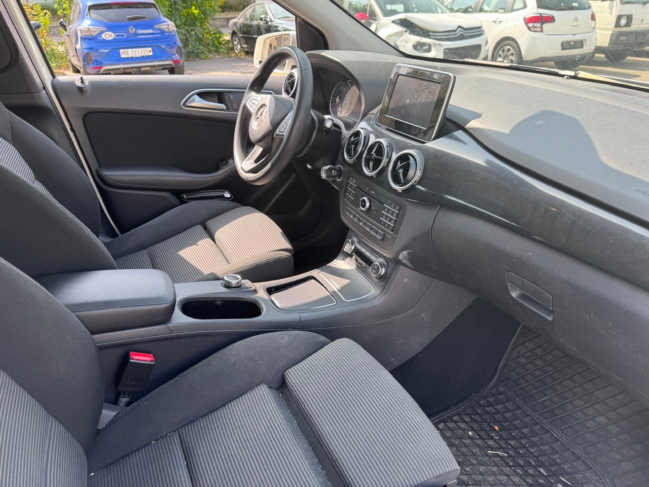 MERCEDES-BENZ B Electric Drive-image-7