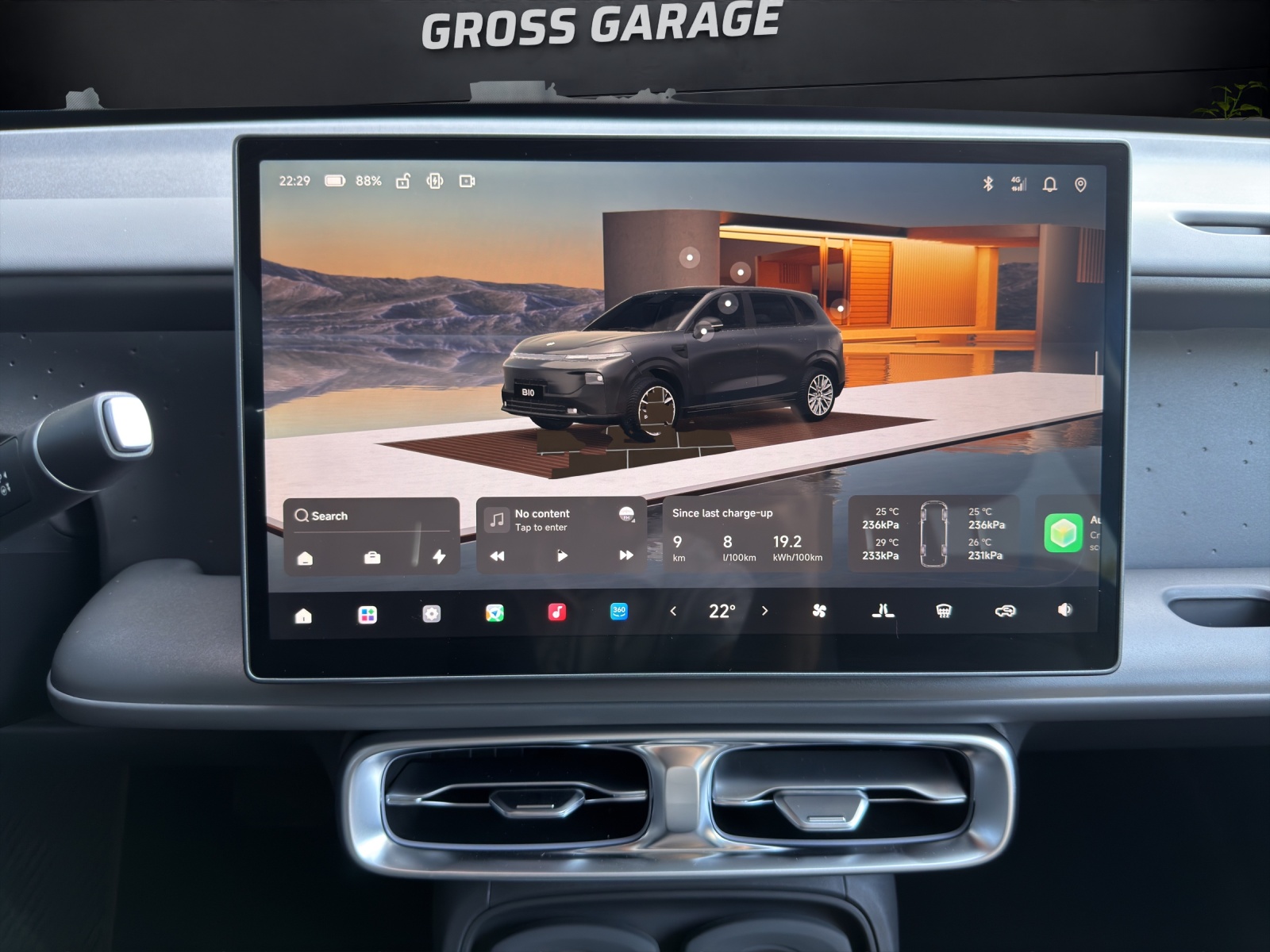 LEAPMOTOR B10 Hybrid EV-image-6