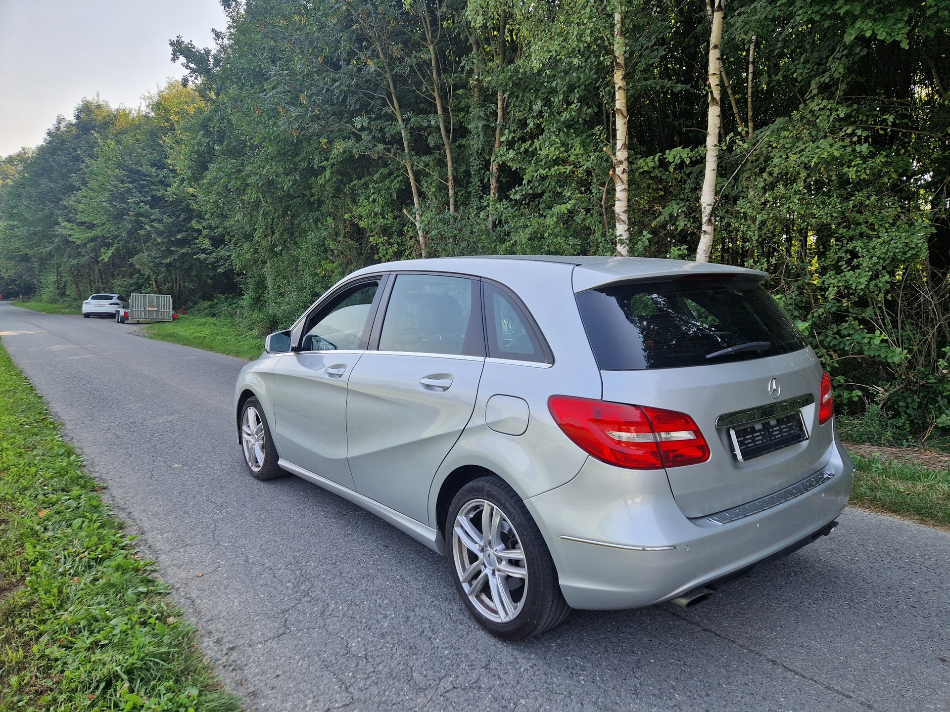 MERCEDES-BENZ B 200 7G-DCT-image-5