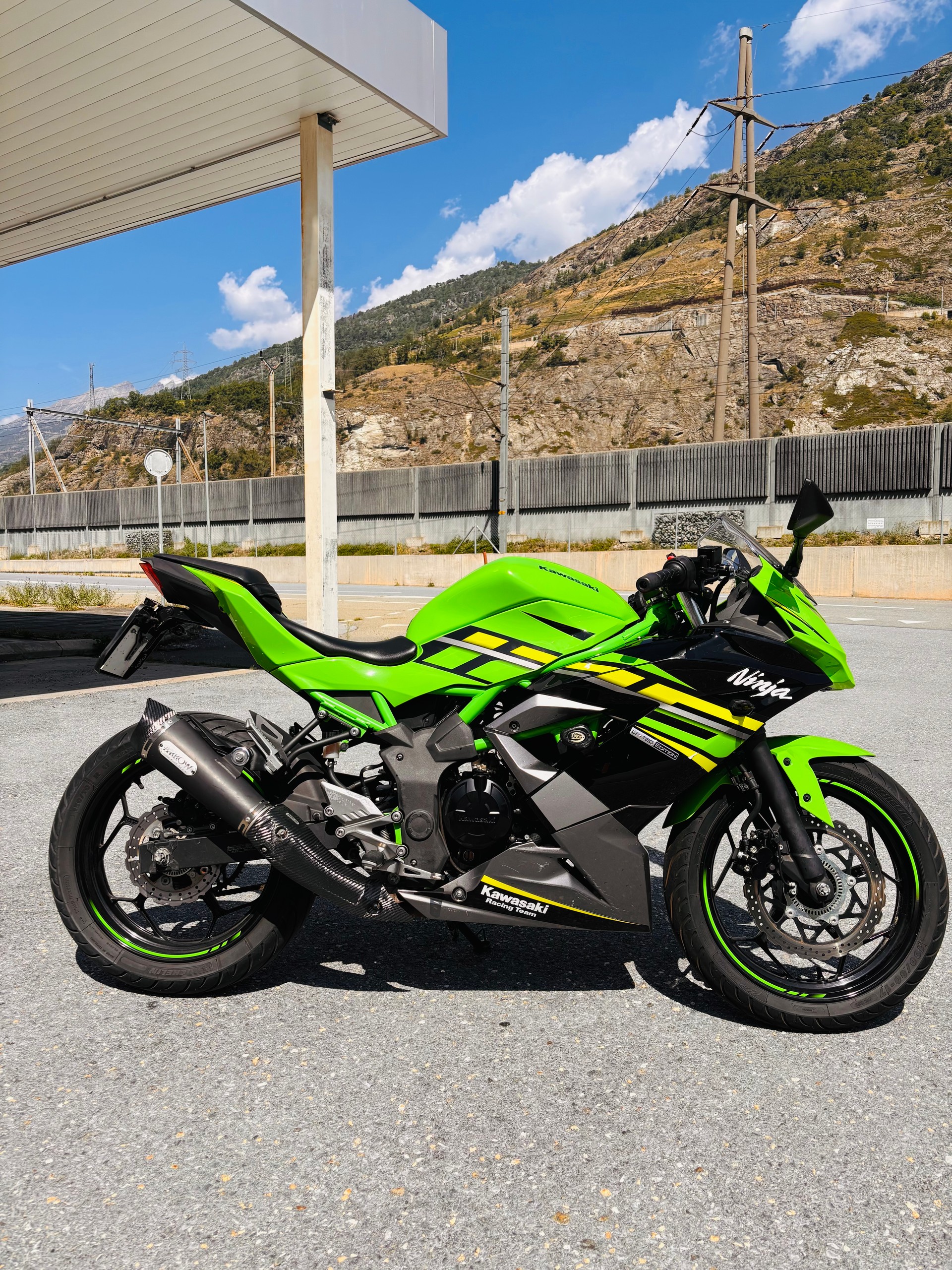 KAWASAKI Ninja 125 Performance ABS