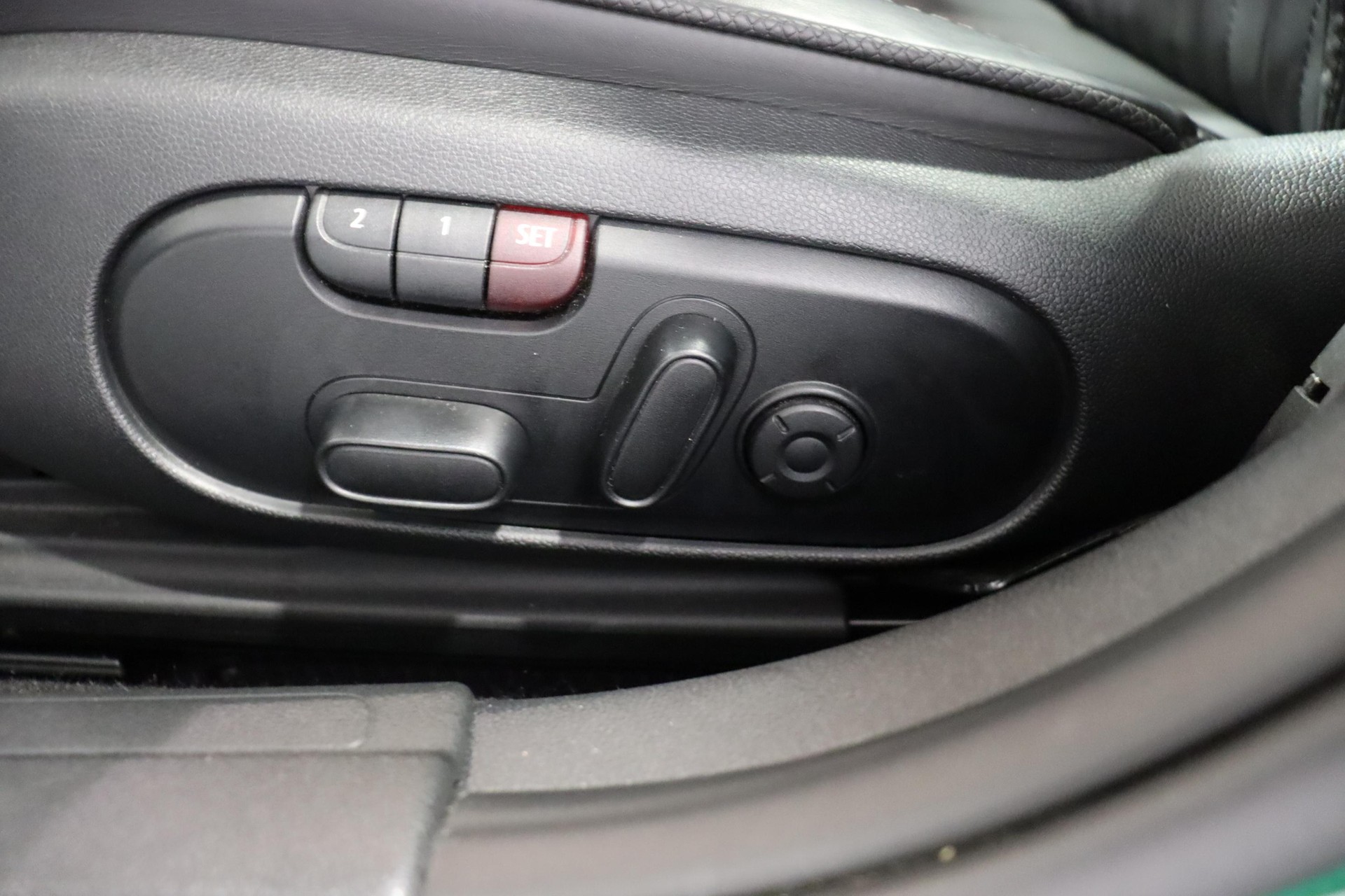 MINI Clubman F54 2.0i Cooper S SAG ALL4-image-19