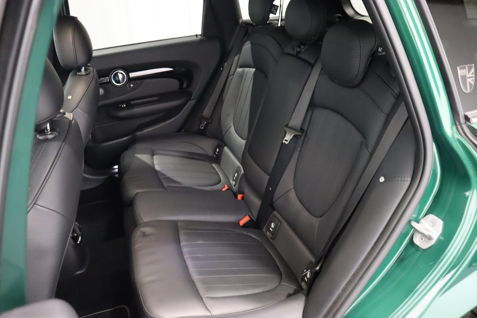 MINI Clubman F54 2.0i Cooper S SAG ALL4-image-9
