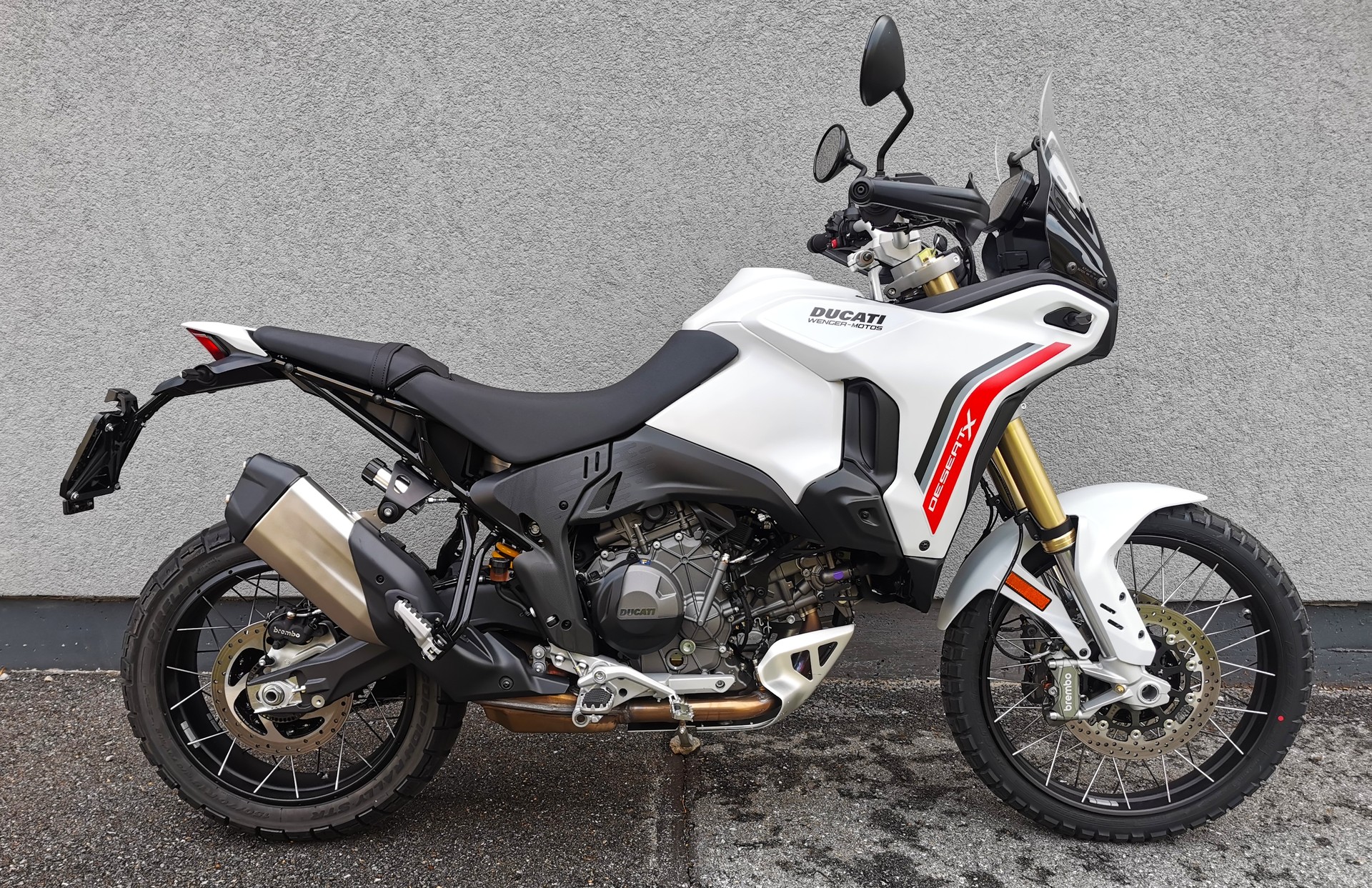 DUCATI DESERT X