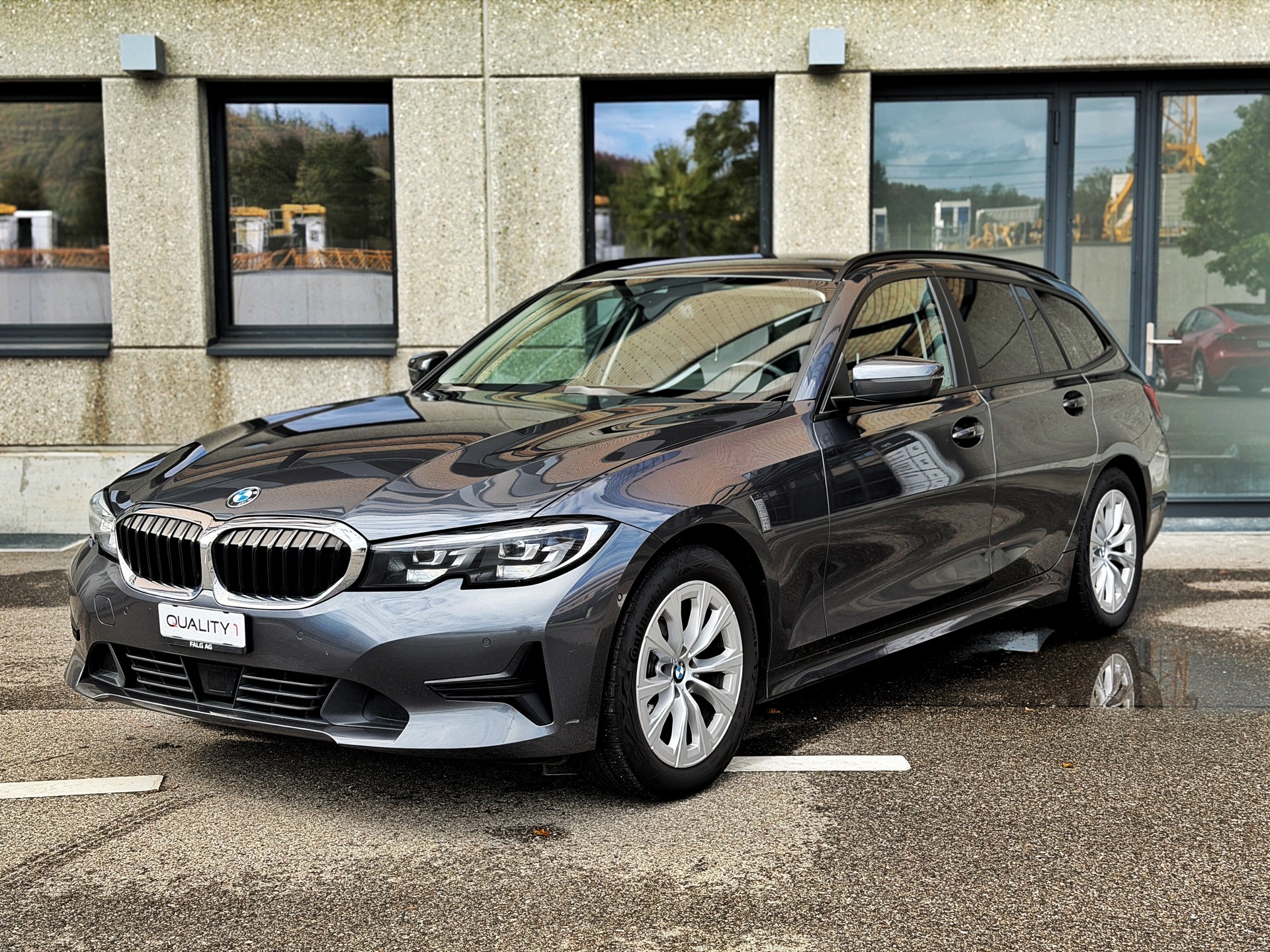 BMW 320d xDrive 48V Touring Steptronic-image-0