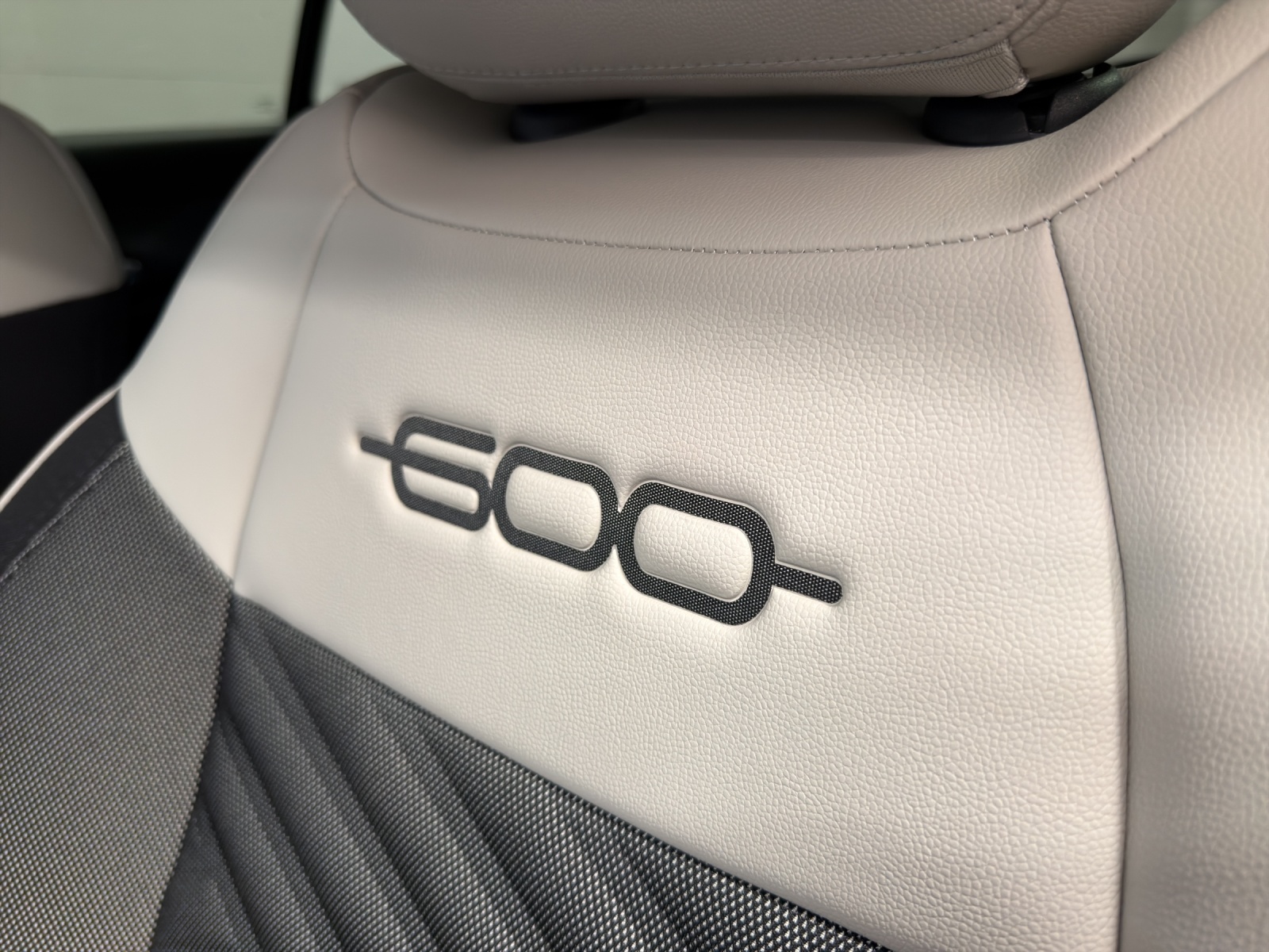 FIAT 600 1.2 Hybrid 145 La Prima-image-13