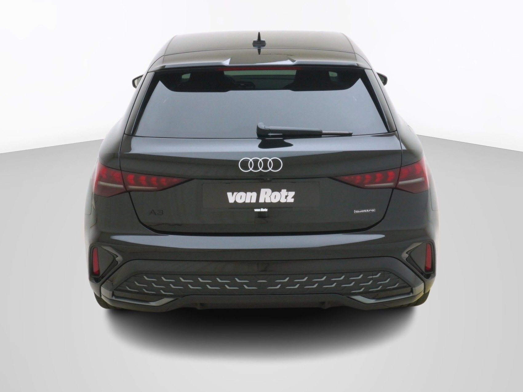 AUDI A3 Sportback 2.0 40 TFSI S Line quattro S-Tronic-image-2
