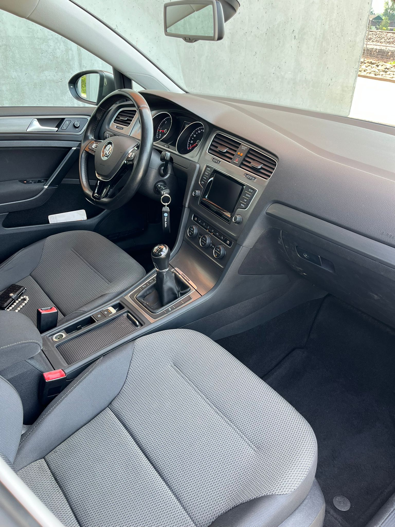 VW Golf 1.6 TDI Comfortline 4Motion-image-7