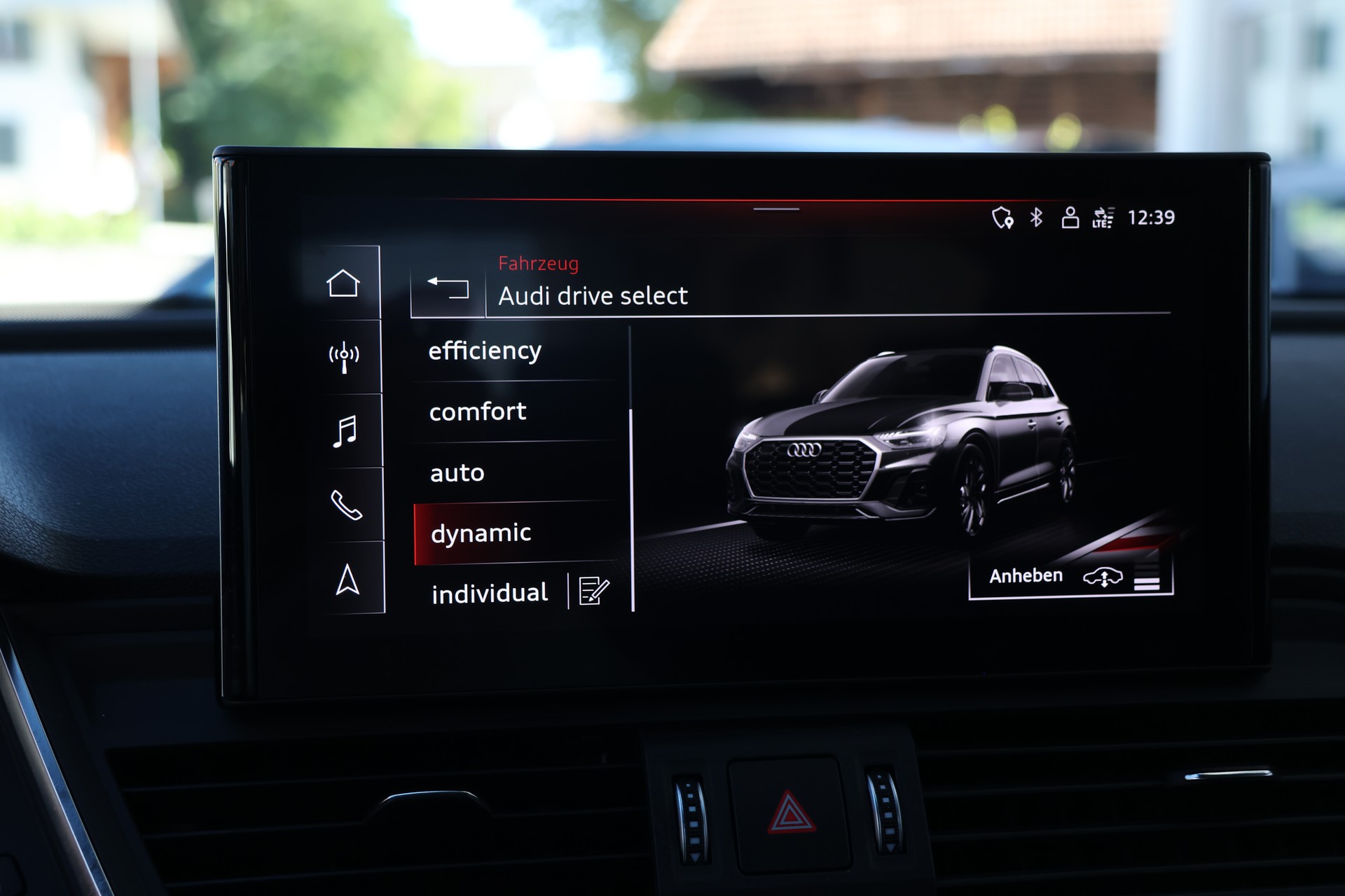 AUDI Q5 50 TFSI e PHEV S line quattro S-tronic (CH)-image-22
