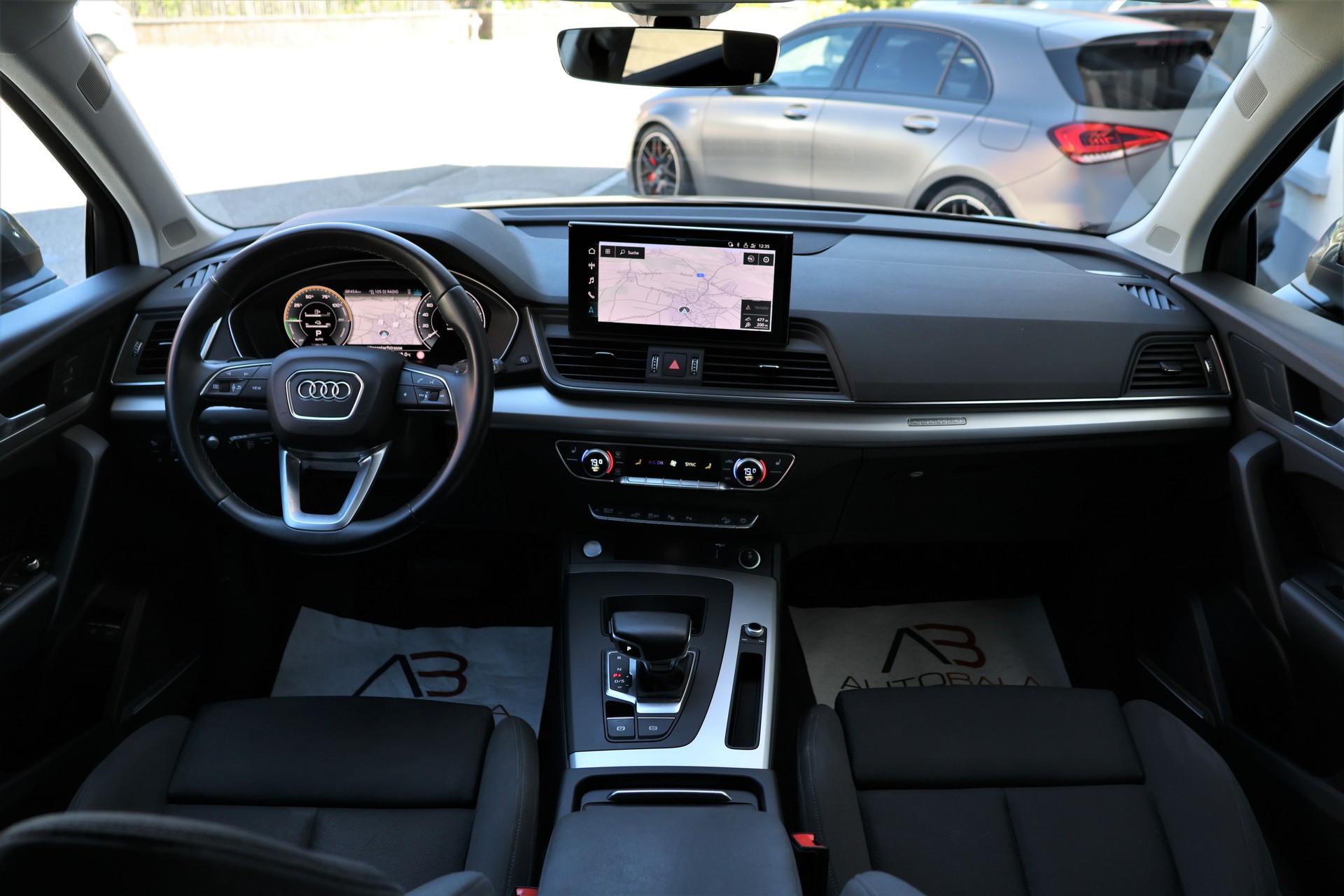 AUDI Q5 50 TFSI e PHEV S line quattro S-tronic (CH)-image-14