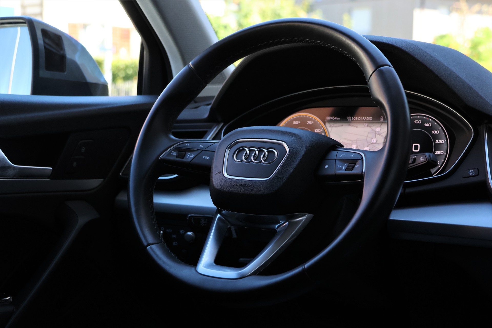 AUDI Q5 50 TFSI e PHEV S line quattro S-tronic (CH)-image-13