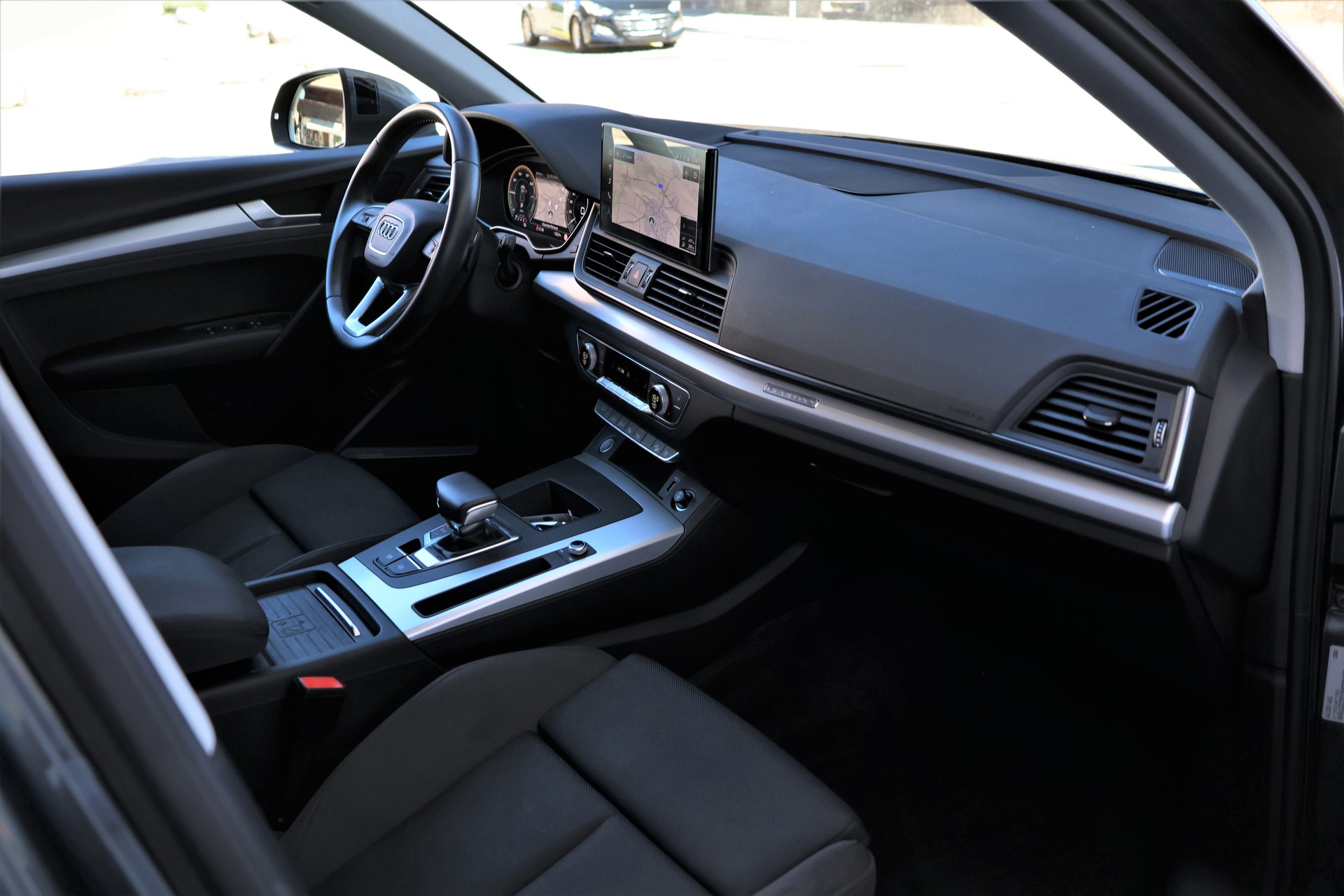 AUDI Q5 50 TFSI e PHEV S line quattro S-tronic (CH)-image-15