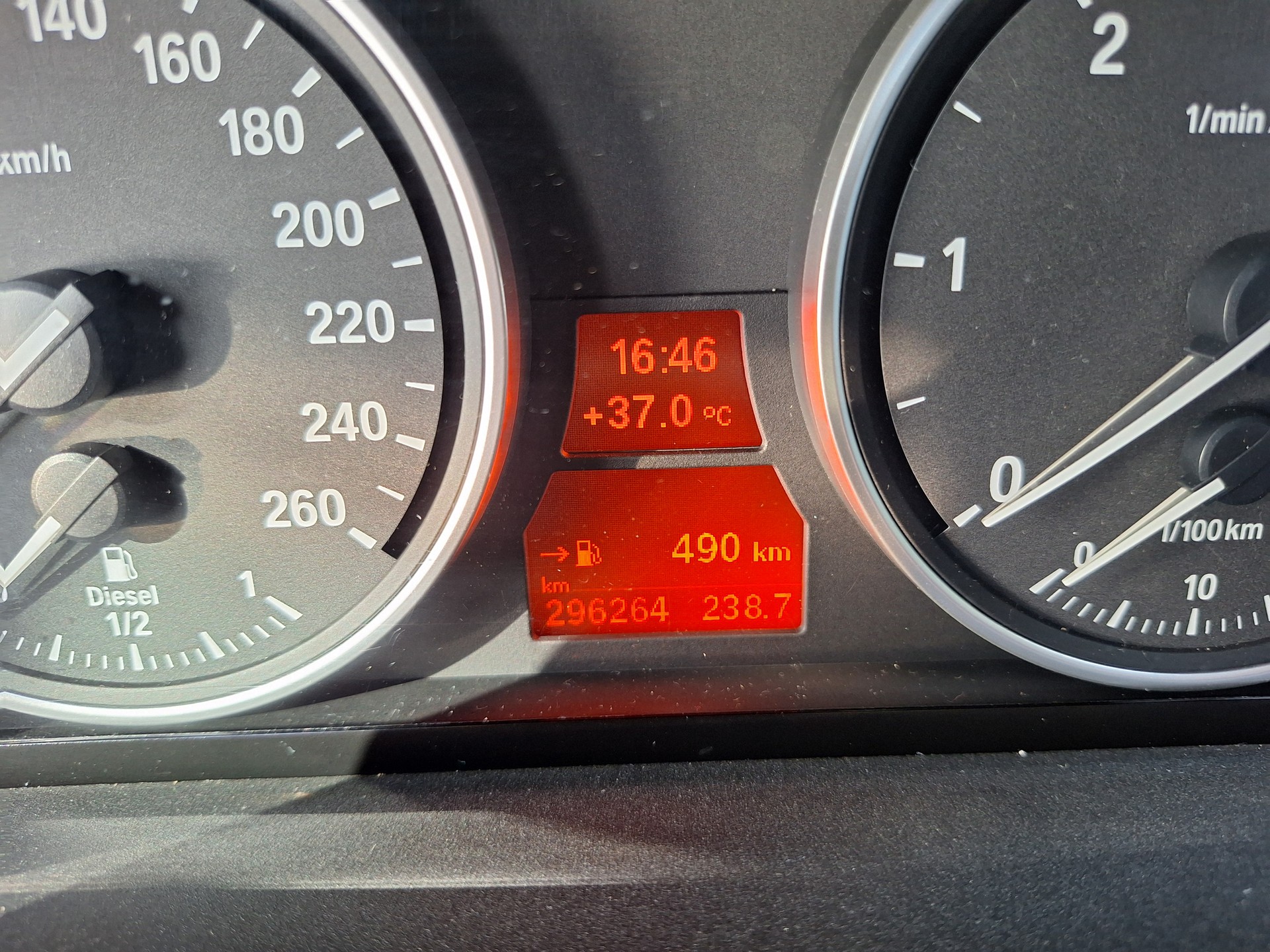 BMW X5 xDrive 40d Steptronic-image-12