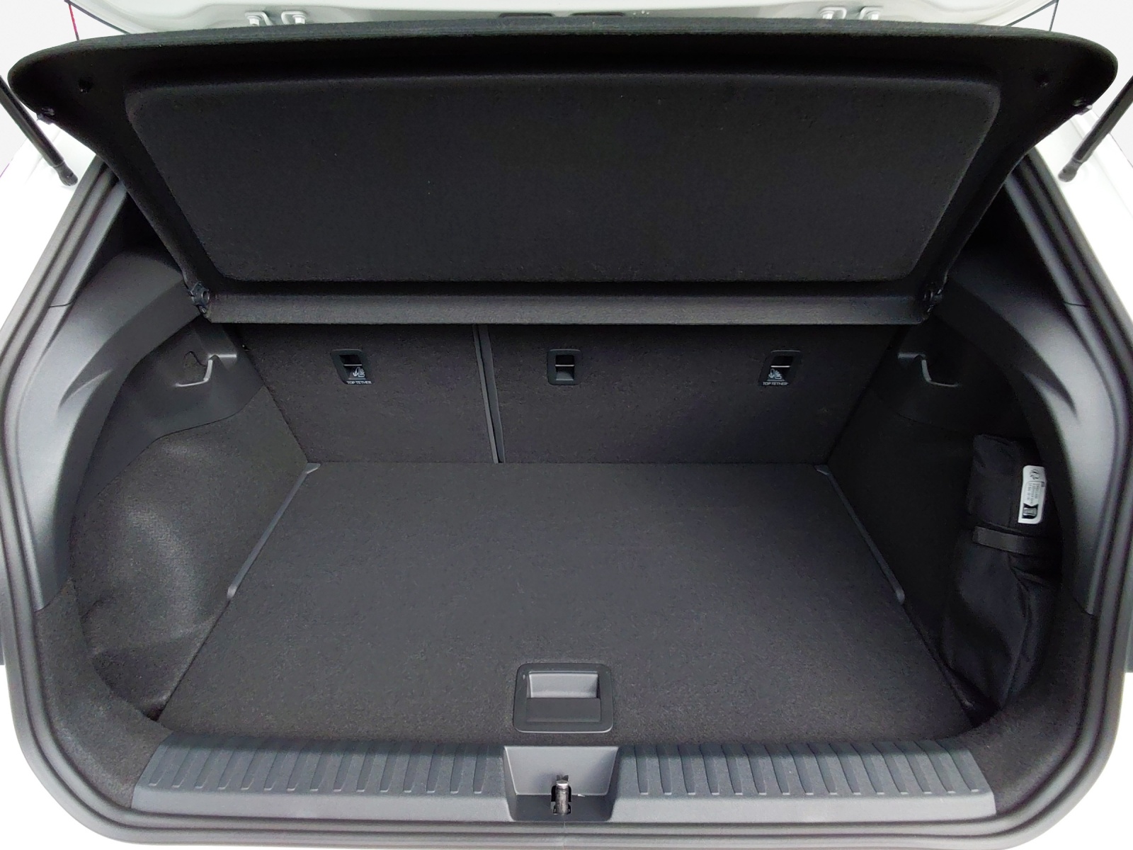 VW ID.Polo 52 kWh Style Edition One Plus-image-12
