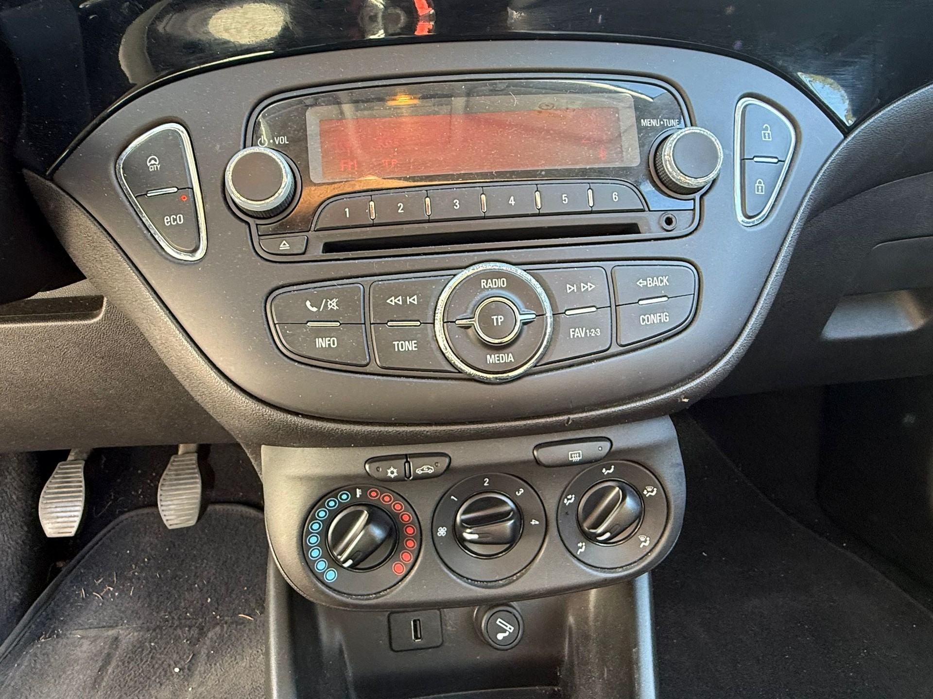 OPEL Corsa 1.0 T EcoFLEX Enjoy-image-12