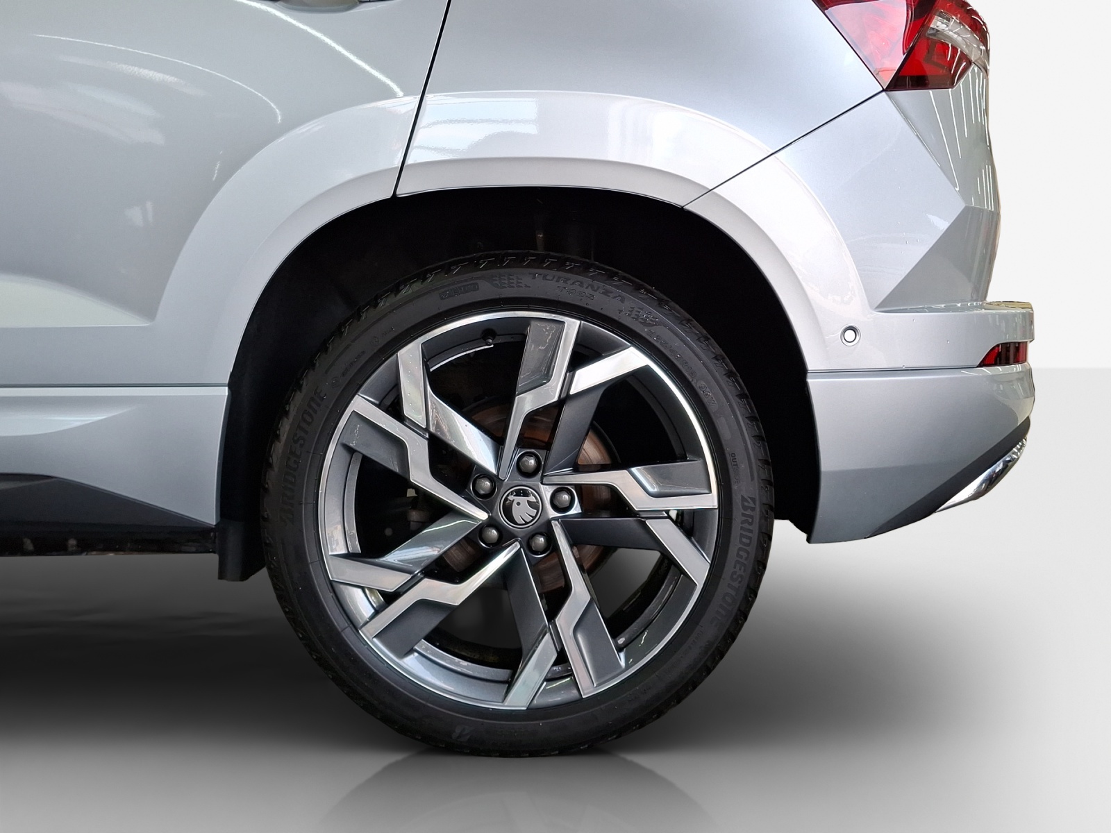 SKODA Karoq 2.0 TSI SportLine 4x4 DSG-image-13