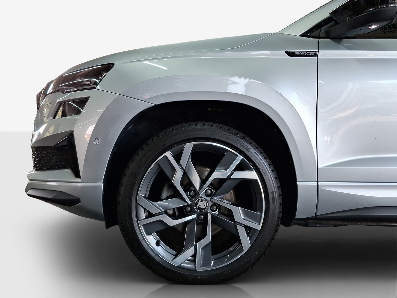SKODA Karoq 2.0 TSI SportLine 4x4 DSG-image-14