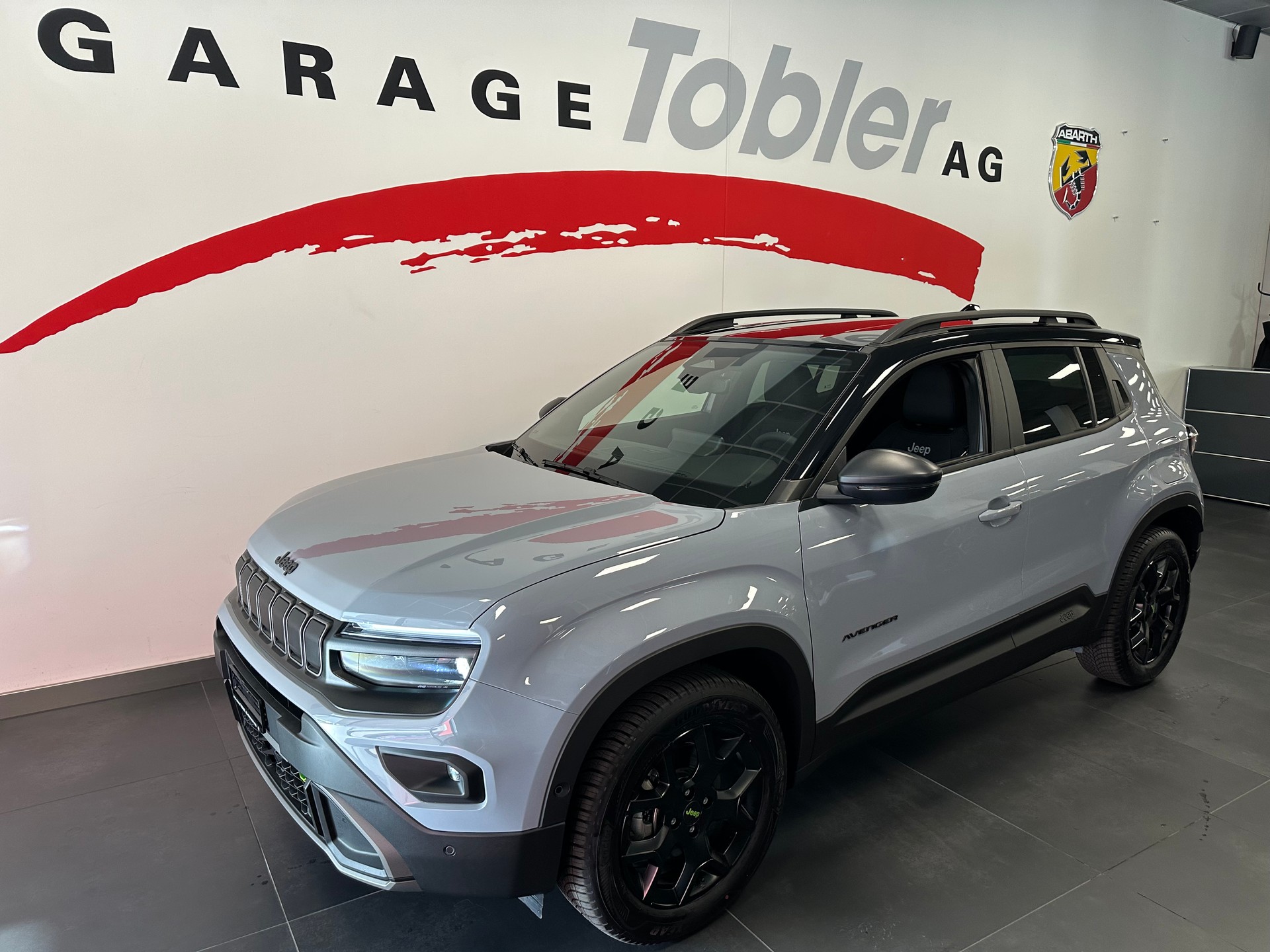 JEEP Avenger 1.2 Turbo MHEV Overland Leather 4xe-image-2