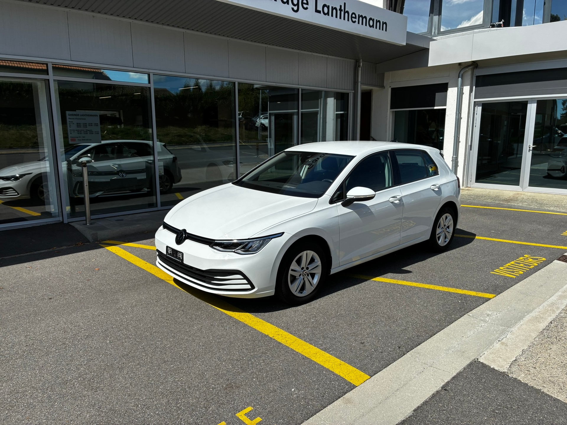 VW Golf 1.0 eTSI mHEV ACTLife DSG-image-6