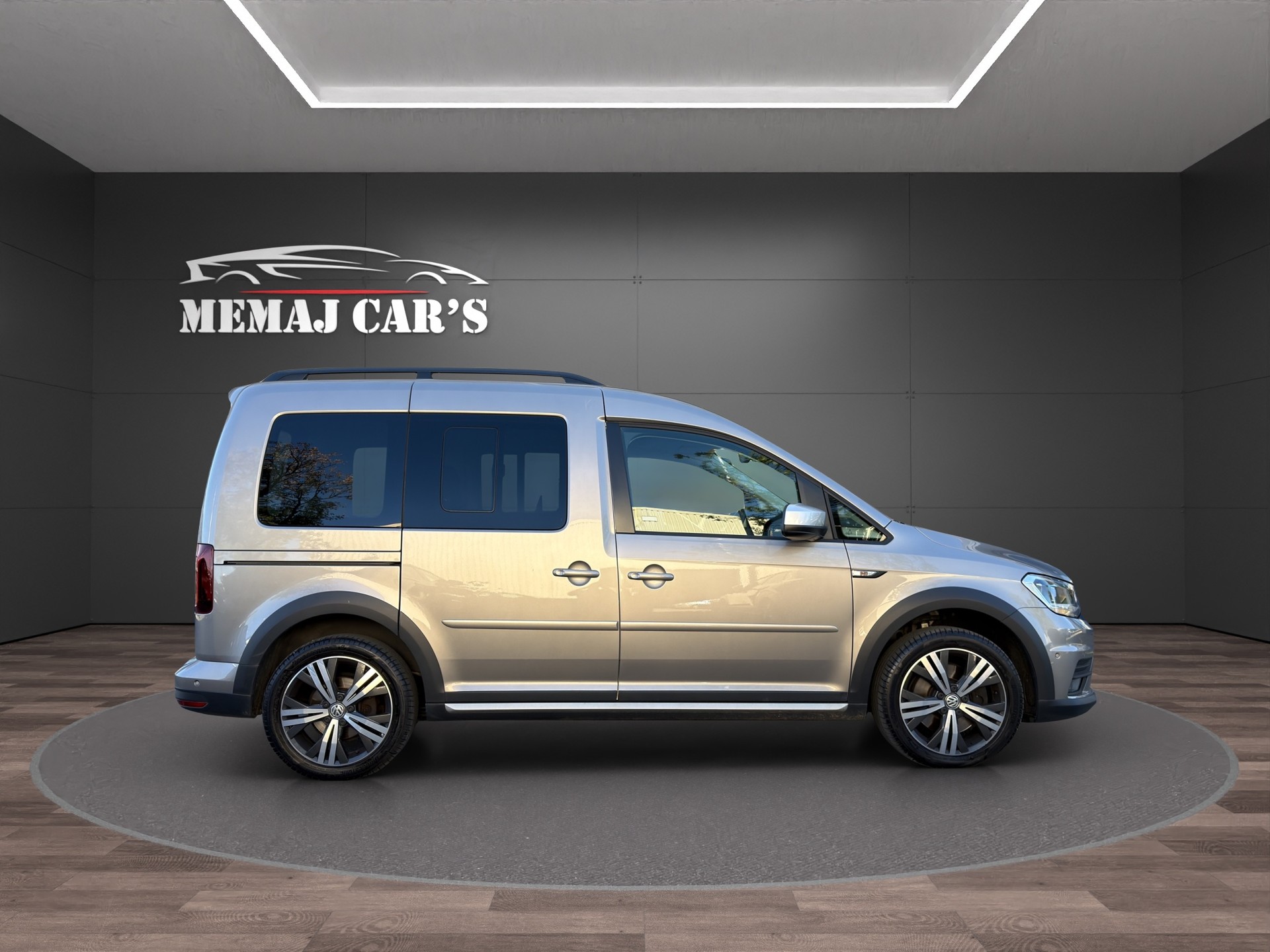 VW Caddy Alltrack 2.0 TDI DSG 150ps MFK&GARANTIE-showroom-element-3