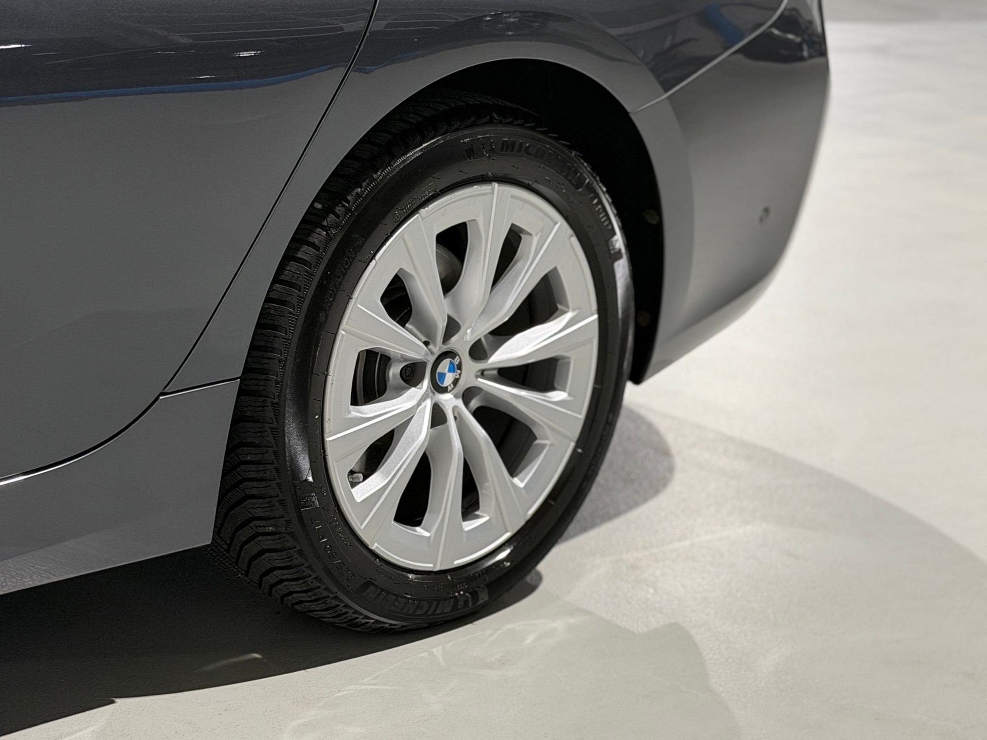 BMW 318d 48V Touring Steptronic (CH)-image-14