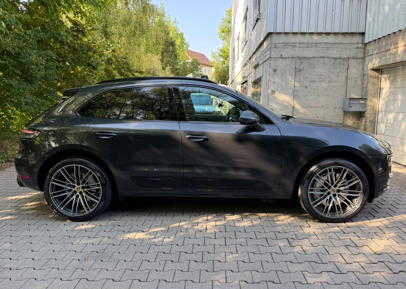 PORSCHE Macan Turbo PDK-image-5