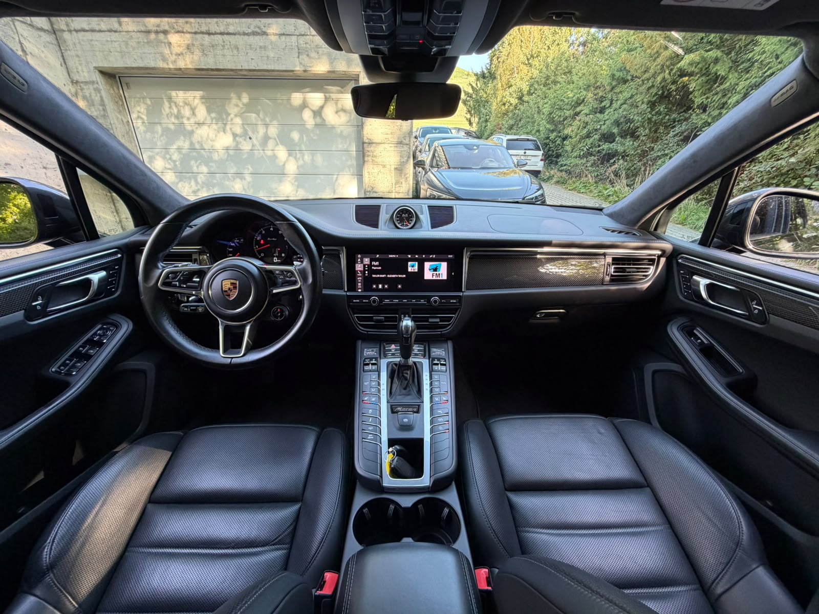 PORSCHE Macan Turbo PDK-image-22