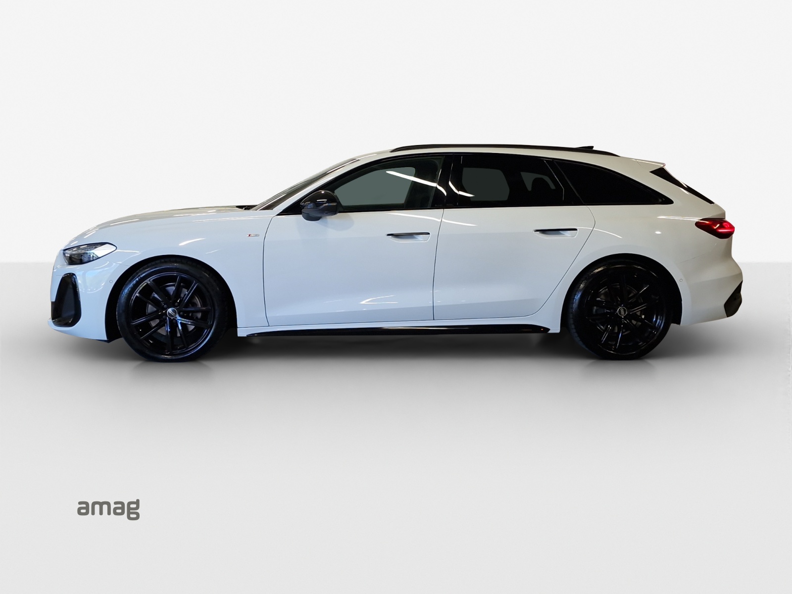 AUDI A5 Avant TFSI quattro 150 kW S tronic-image-1