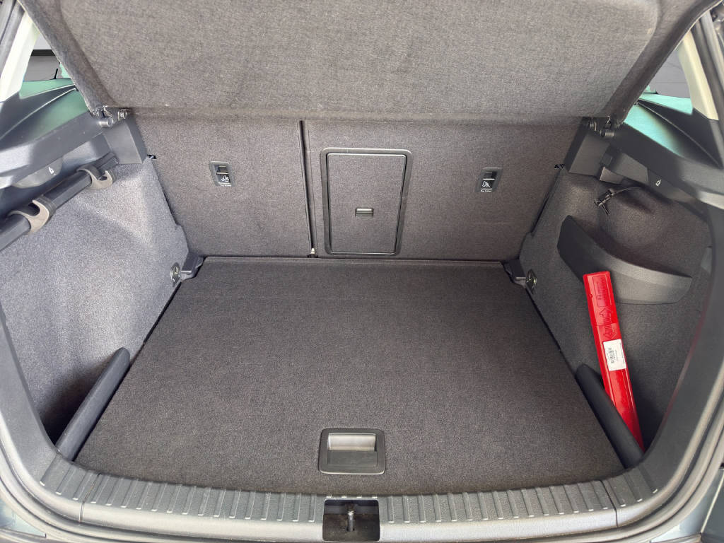 SKODA Karoq 1.5 TSI Ambition DSG-image-8