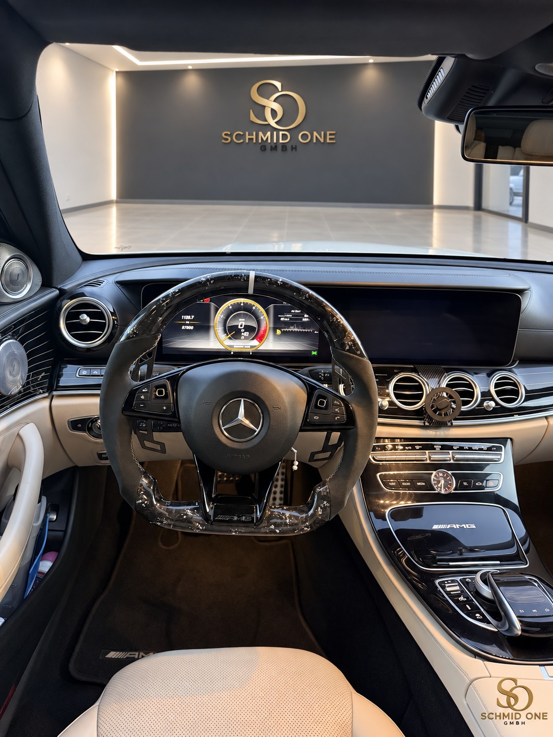 MERCEDES-BENZ E 63 AMG S 4 Matic 9G-Tronic-image-9