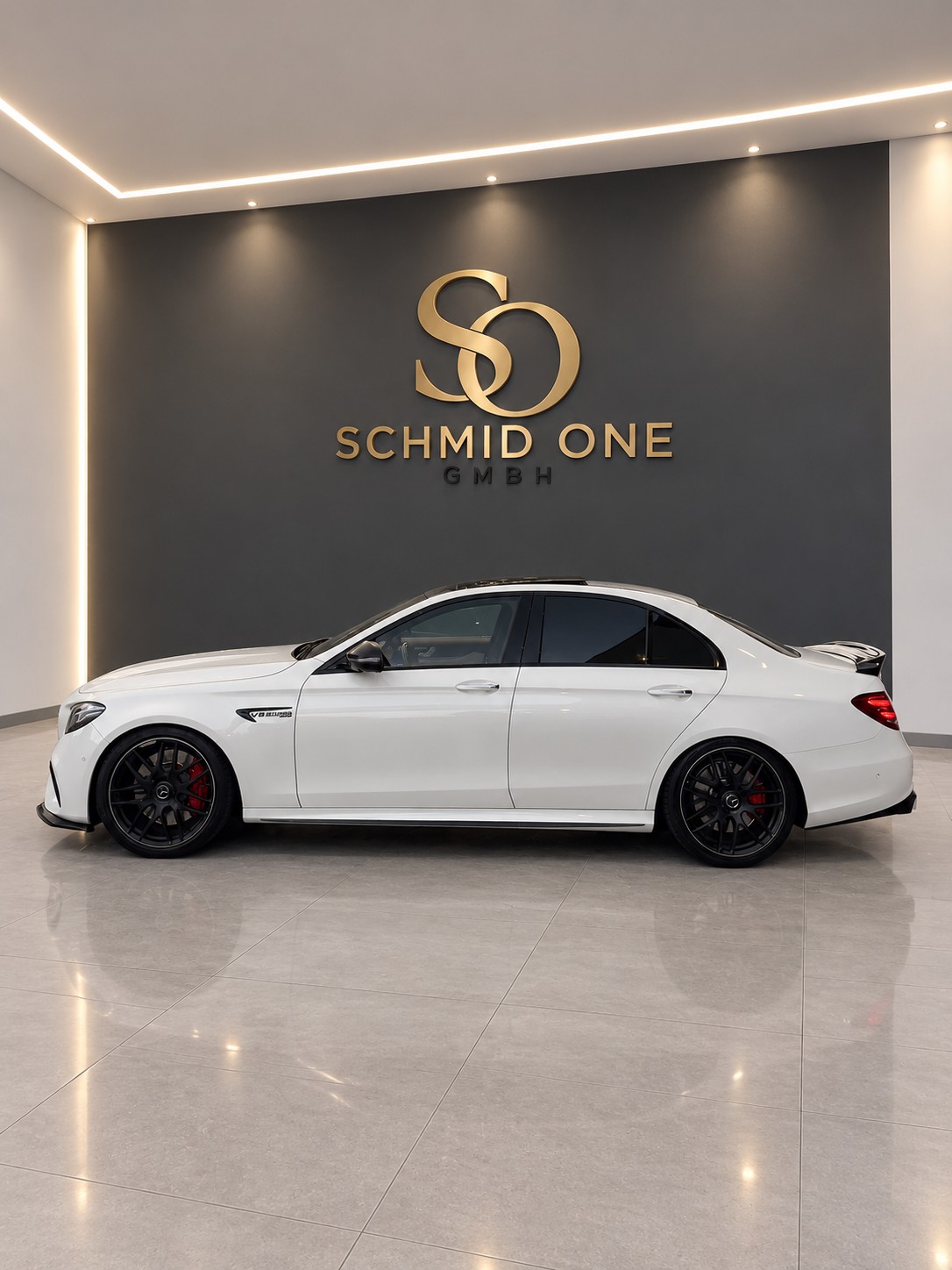 MERCEDES-BENZ E 63 AMG S 4 Matic 9G-Tronic-image-1