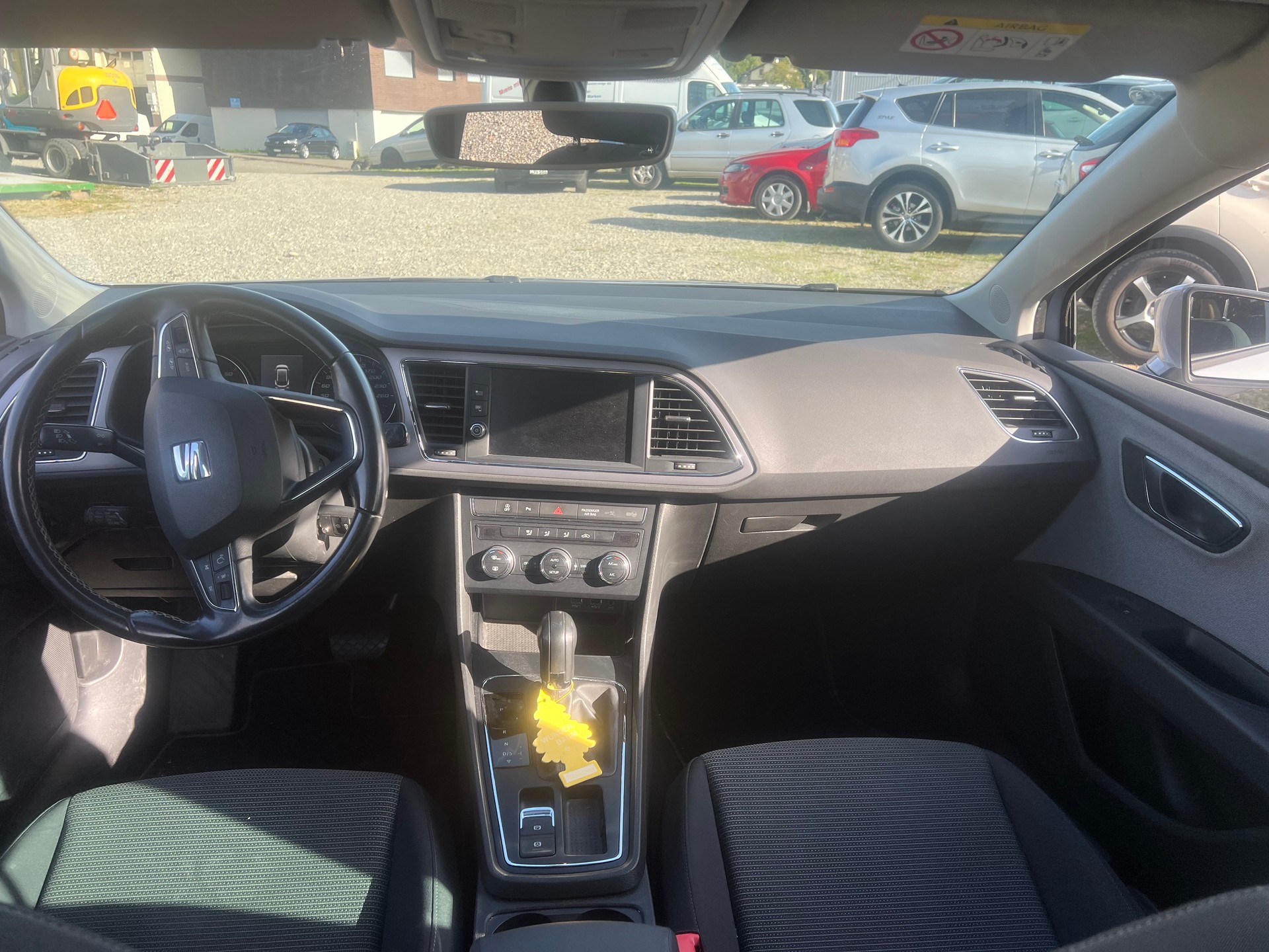 SEAT Leon 1.6 TDI CR Style DSG-image-10