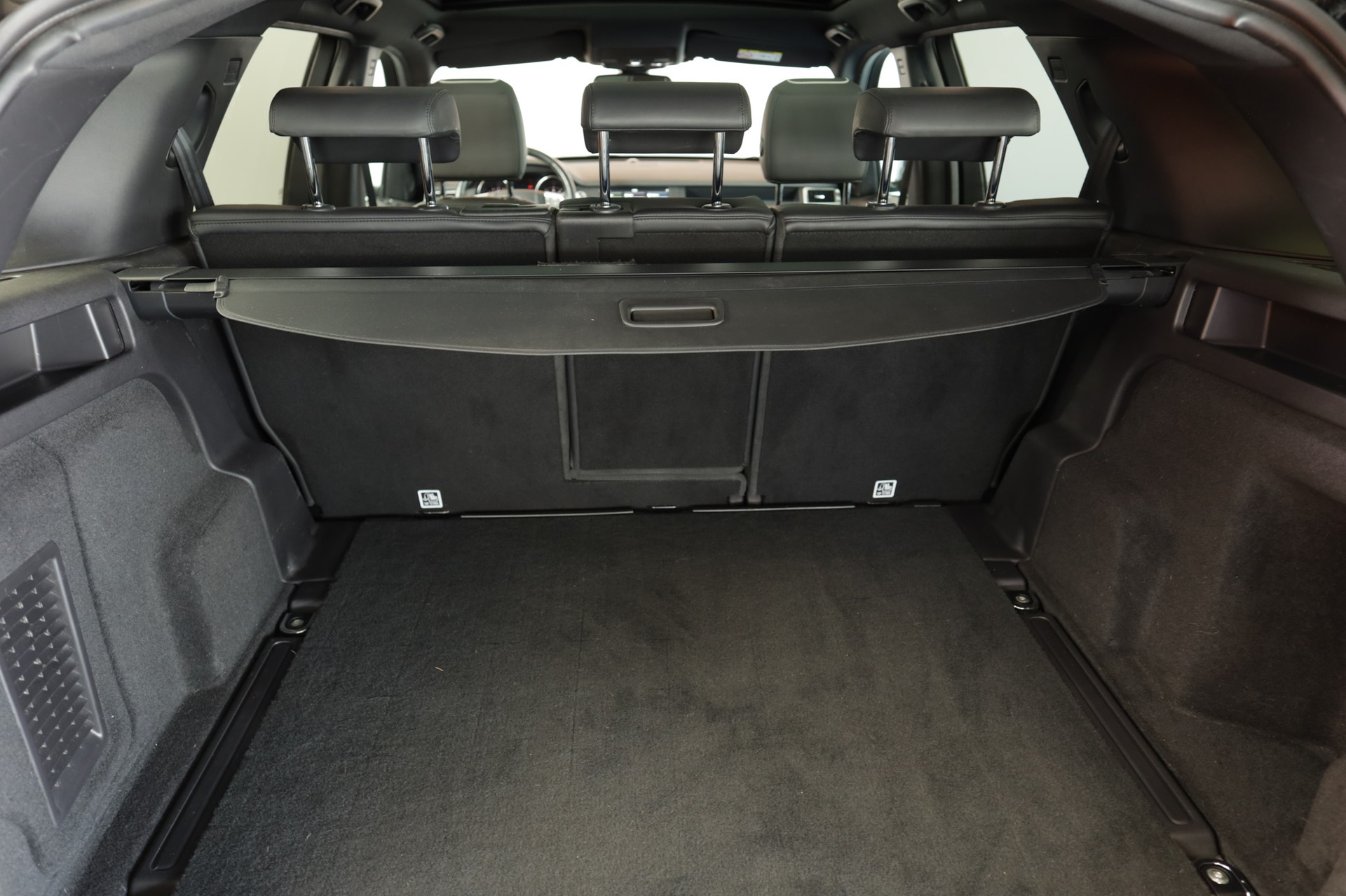 LAND ROVER Discovery Sport 2.0 Si4 HSE Luxury AT9-image-20